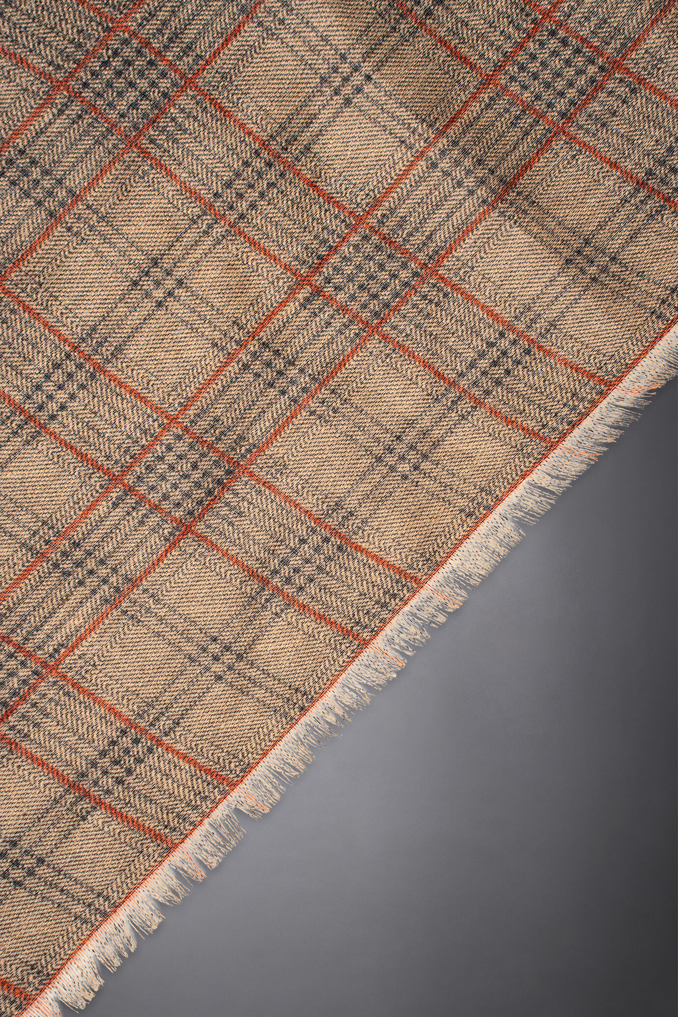 Men's patterned printed pashmina image number 1