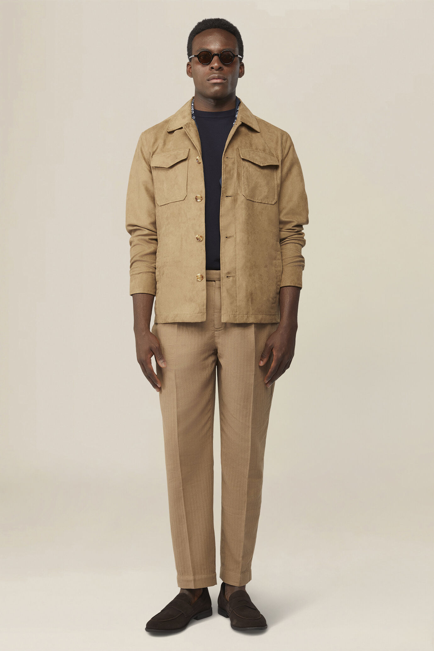 Men's trousers with 2 small pleats image number 0