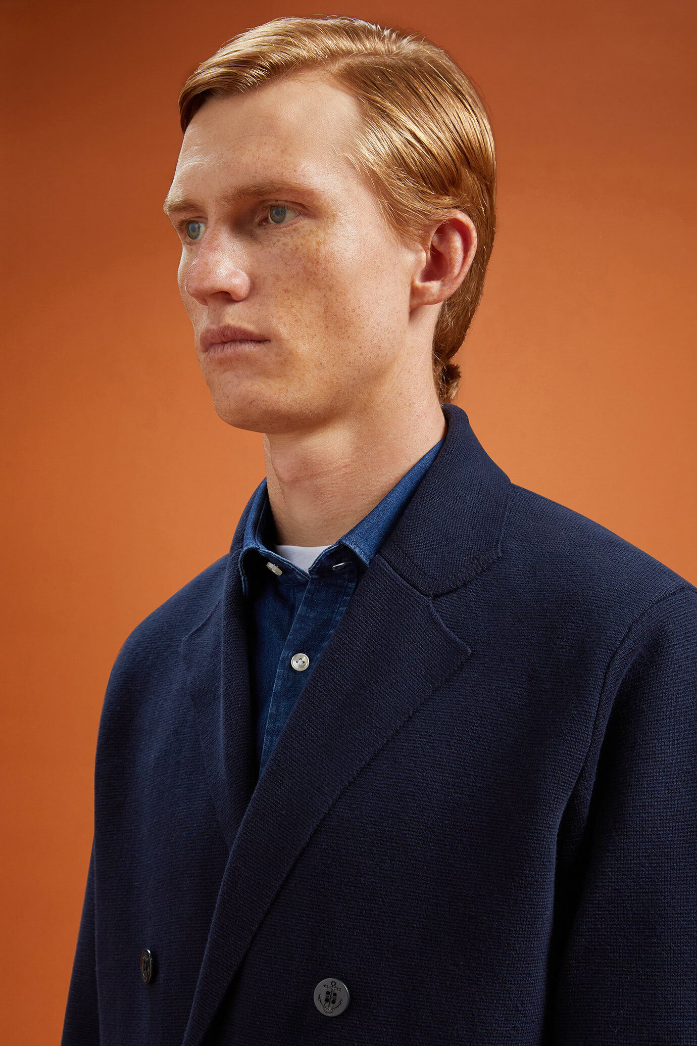 Zweireihige Herren-Strickjacke aus 100 % Baumwolljersey Punto Milano in normaler Passform image number 4