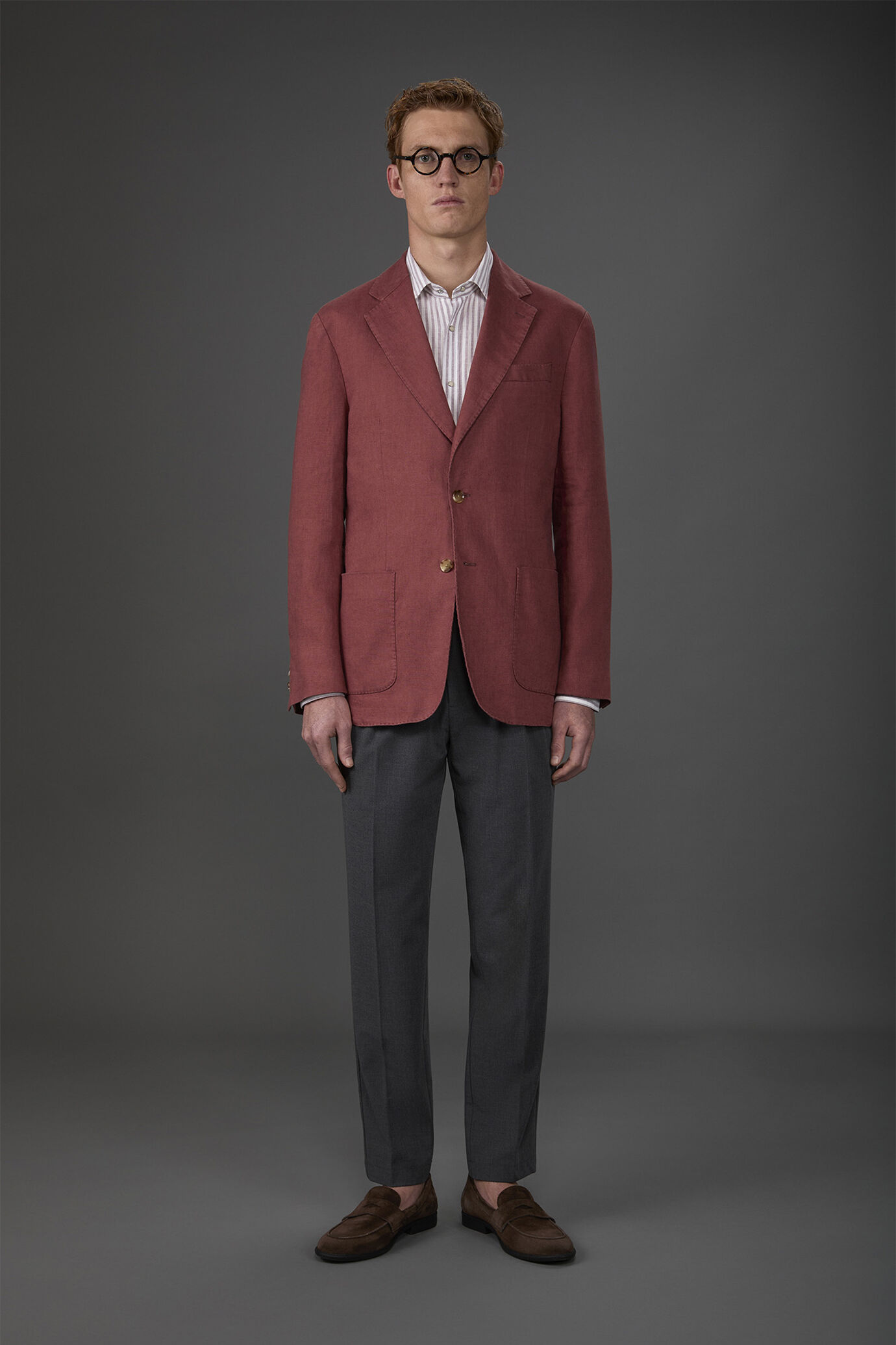 Veste homme à simple boutonnage, non doublée, avec revers classique et poches à rabat en 100% lin image number 0