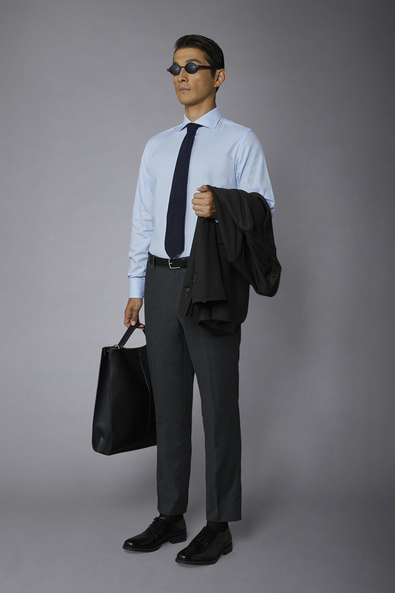 Camicia classica uomo collo francese regular fit tessuto armaturato image number 1