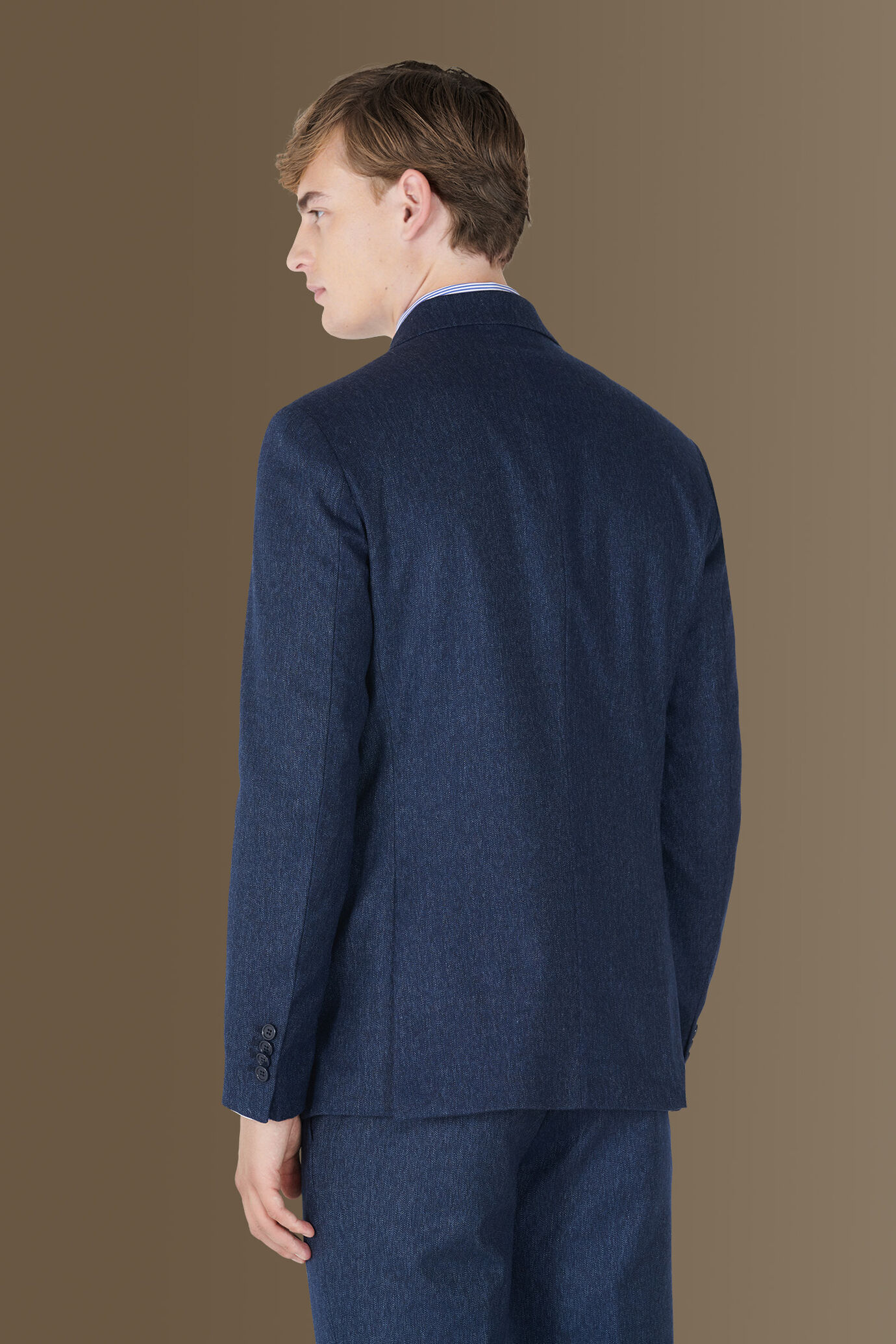 Abito monopetto e pantalone con orlo classico image number 3