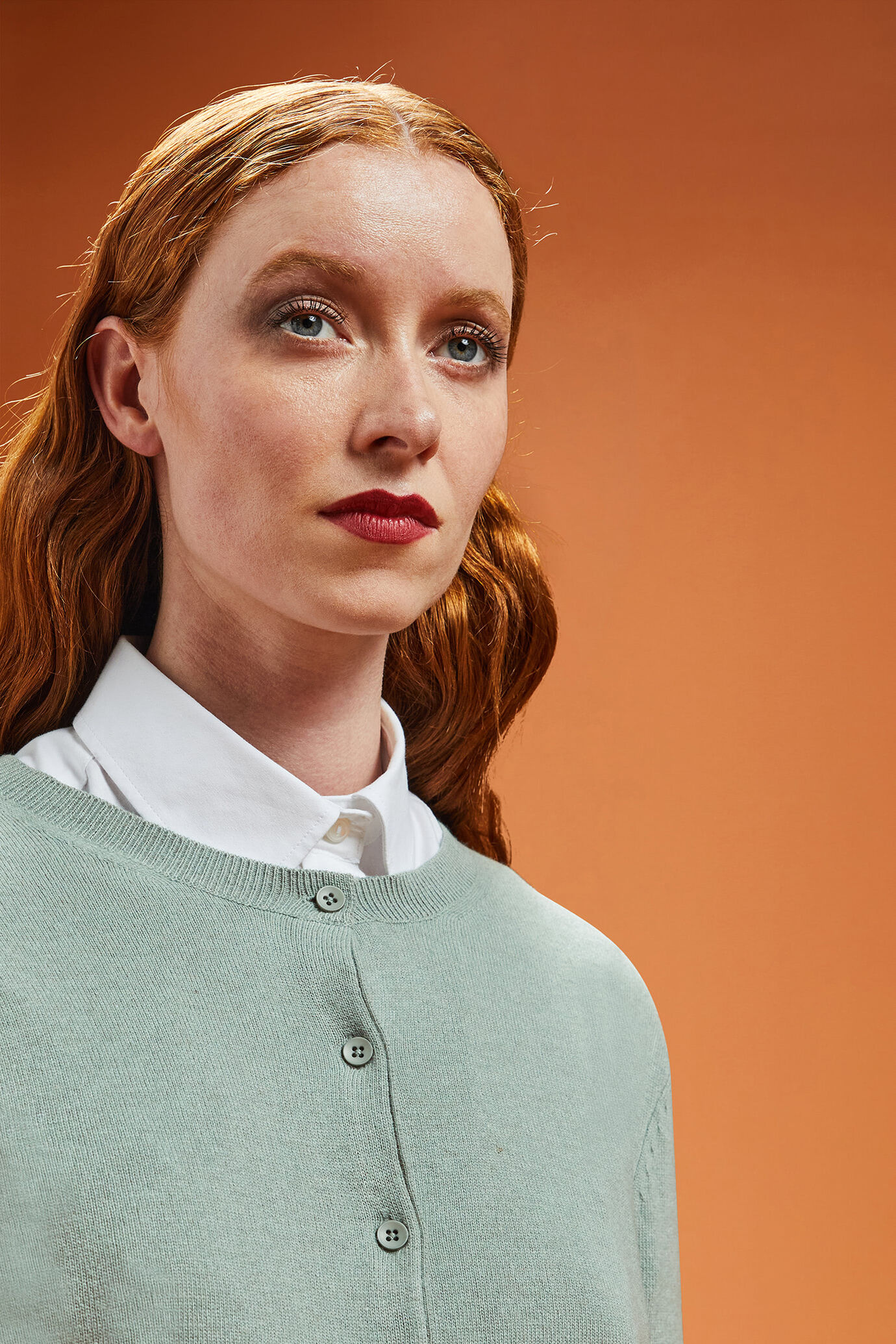 Damen-Strickjacke mit Rundhalsausschnitt aus Wolle und Kaschmir in normaler Passform image number 2