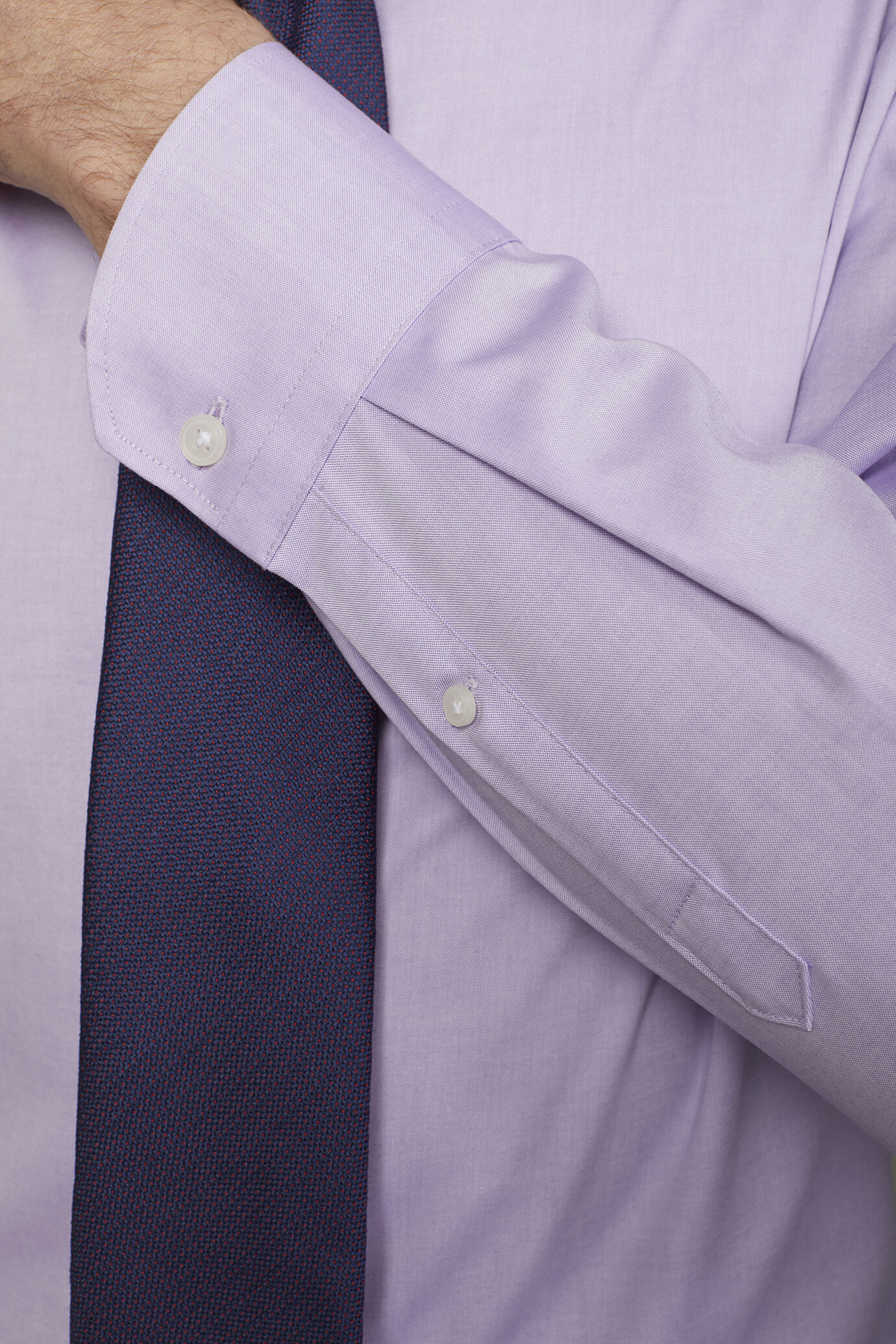Camicia uomo con collo classico 100% cotone tessuto oxford tinta unita regular fit image number 4