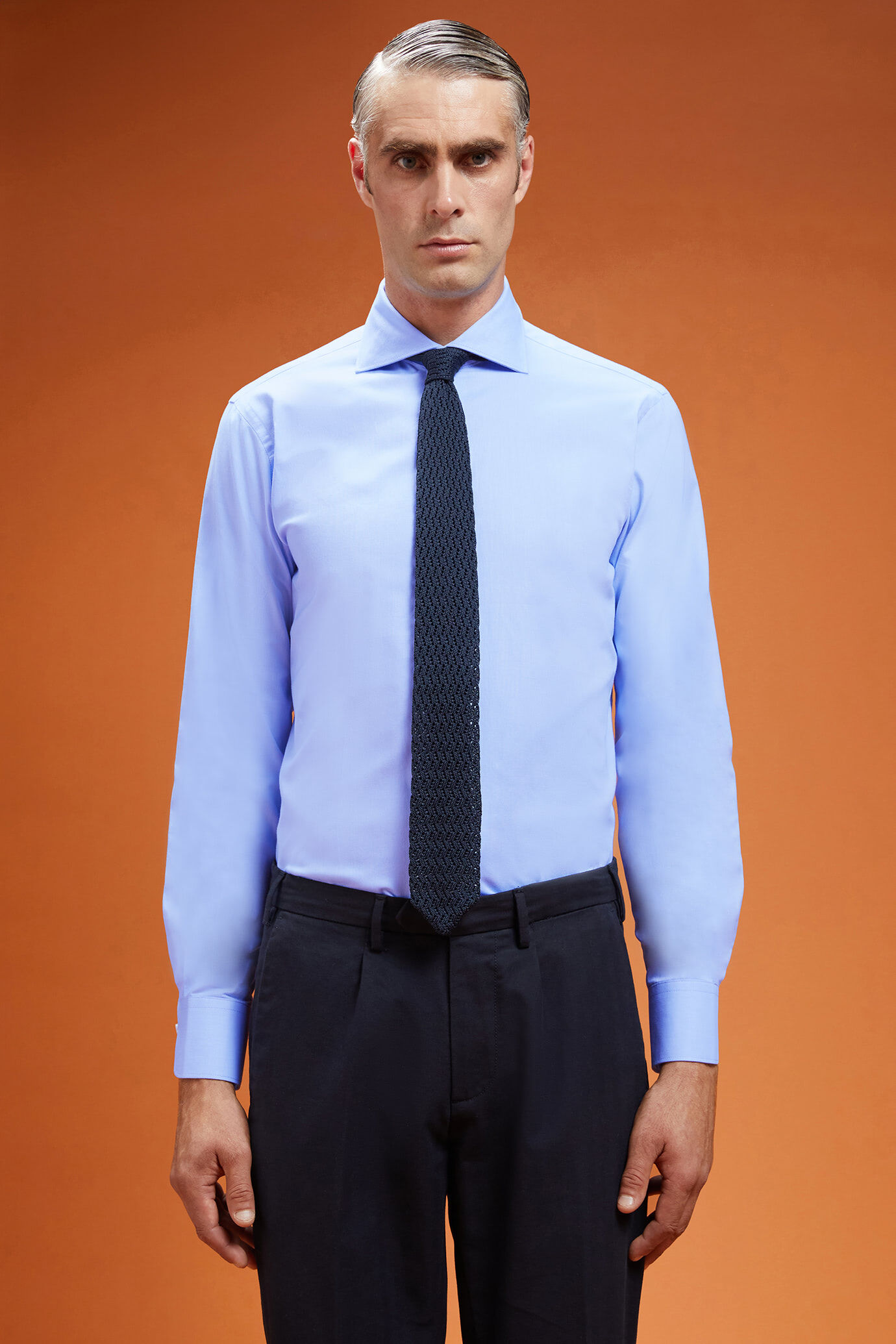 Camicia classica uomo 100% cotone con collo classico e tessuto oxford super leggero regular fit image number 0