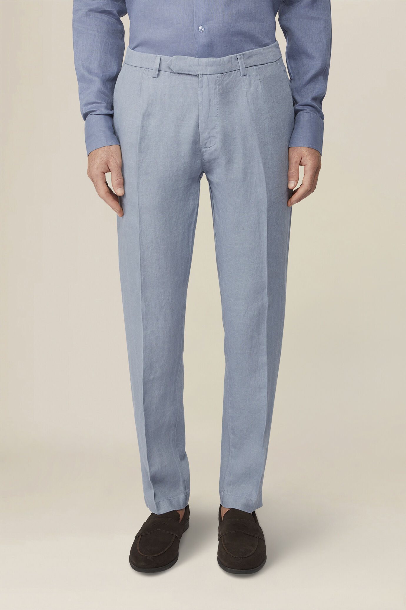 Herrenhose mit 100% Leinen zwei kleinen B&uuml;gelfalten und verdeckter Knopfleiste