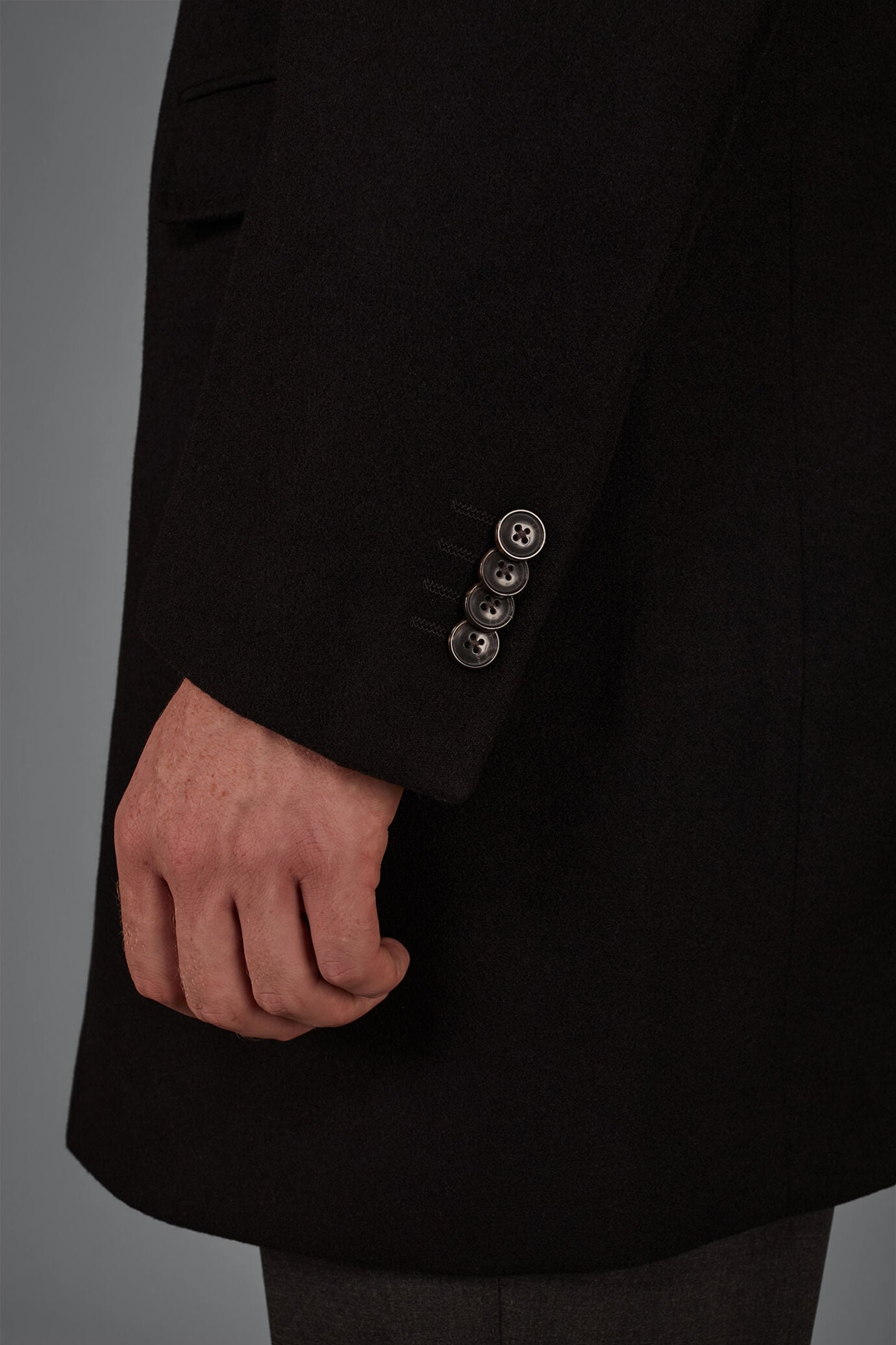 Manteau homme Chesterfield crois&eacute; simple en tissu velours coupe r&eacute;guli&egrave;re image number 3