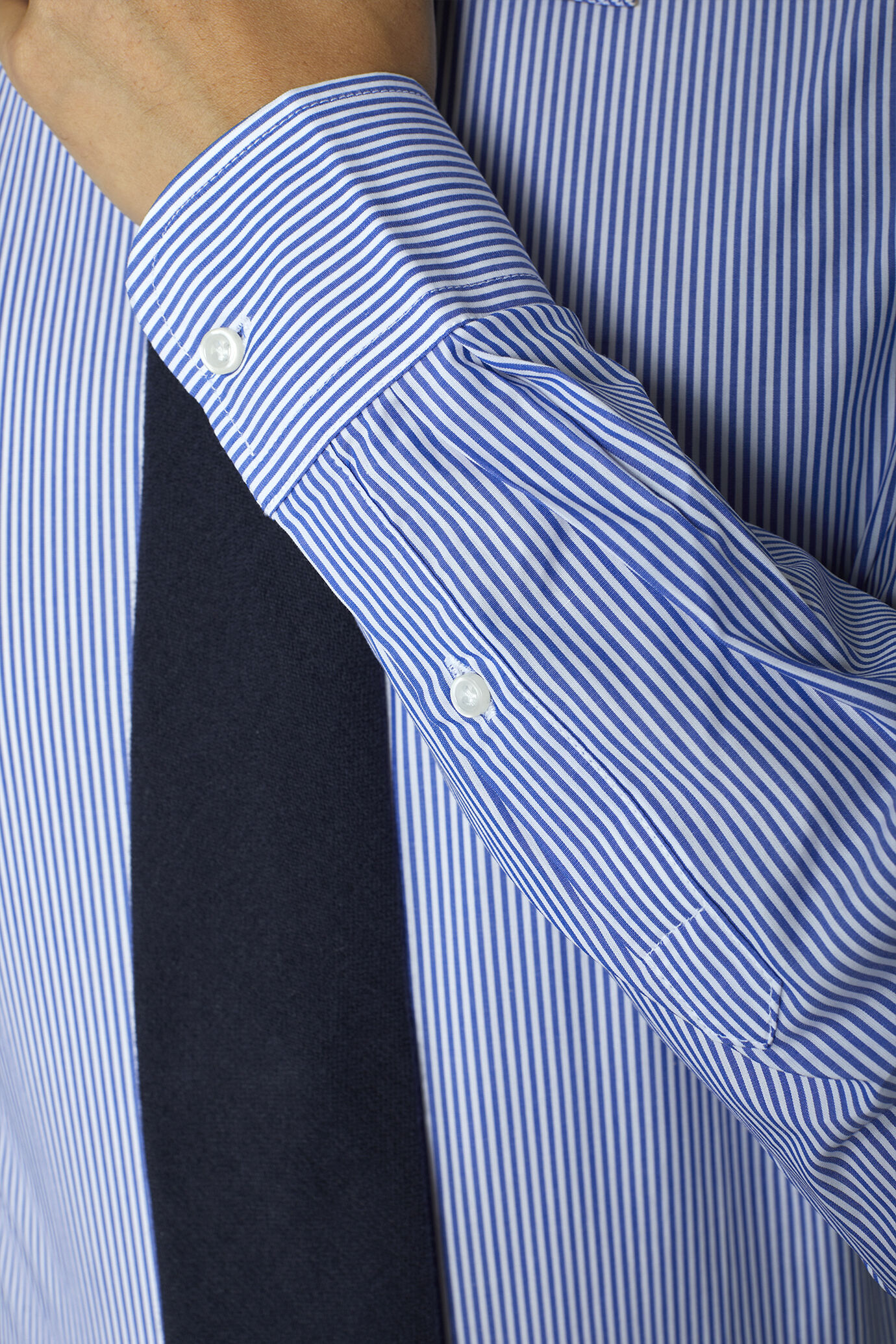 Camicia classica uomo collo francese regular fit fantasia a righe image number 3