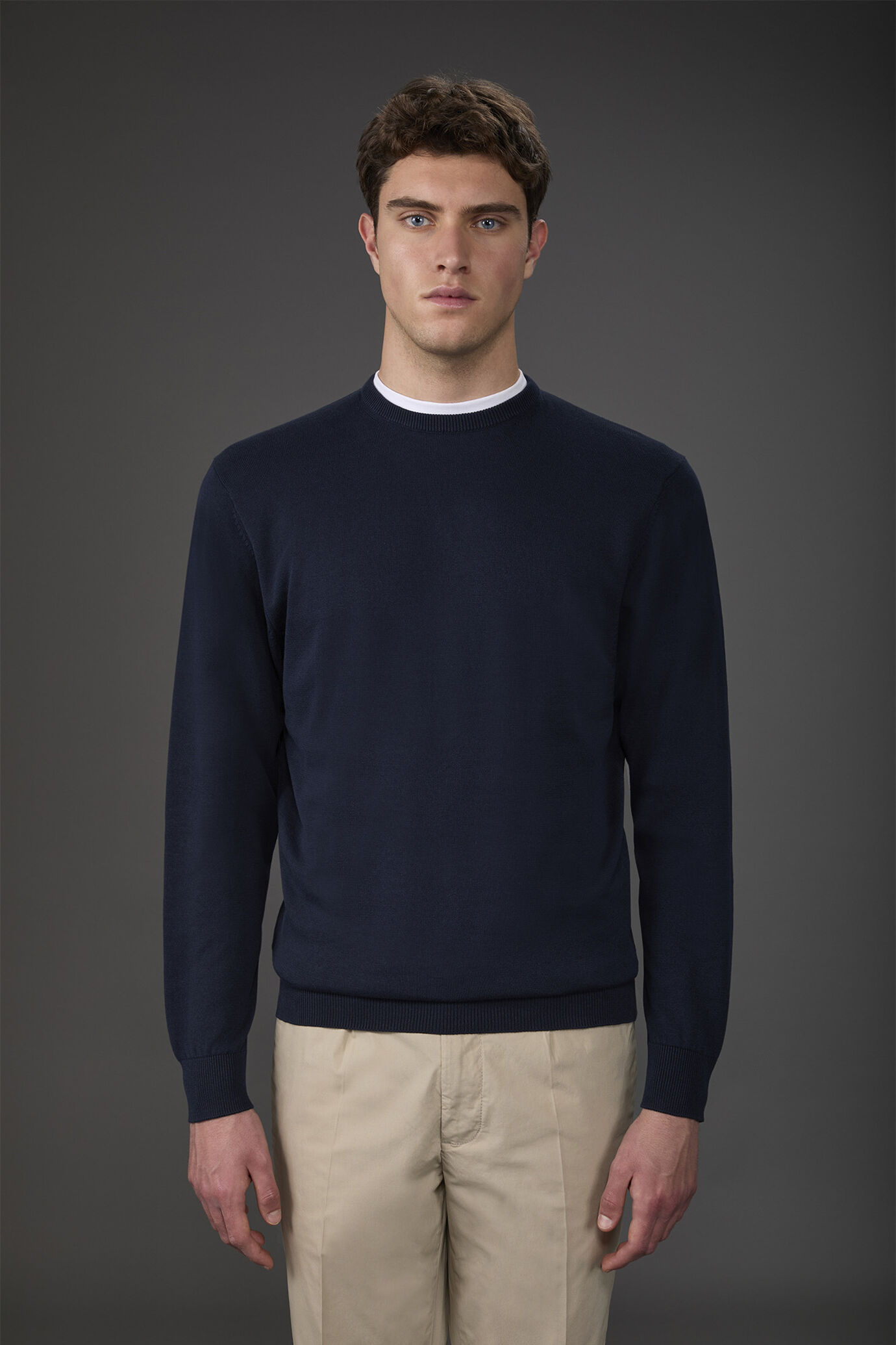 Herren-Pullover mit Rundhalsausschnitt aus 100 % bio-gewaschener Baumwolle