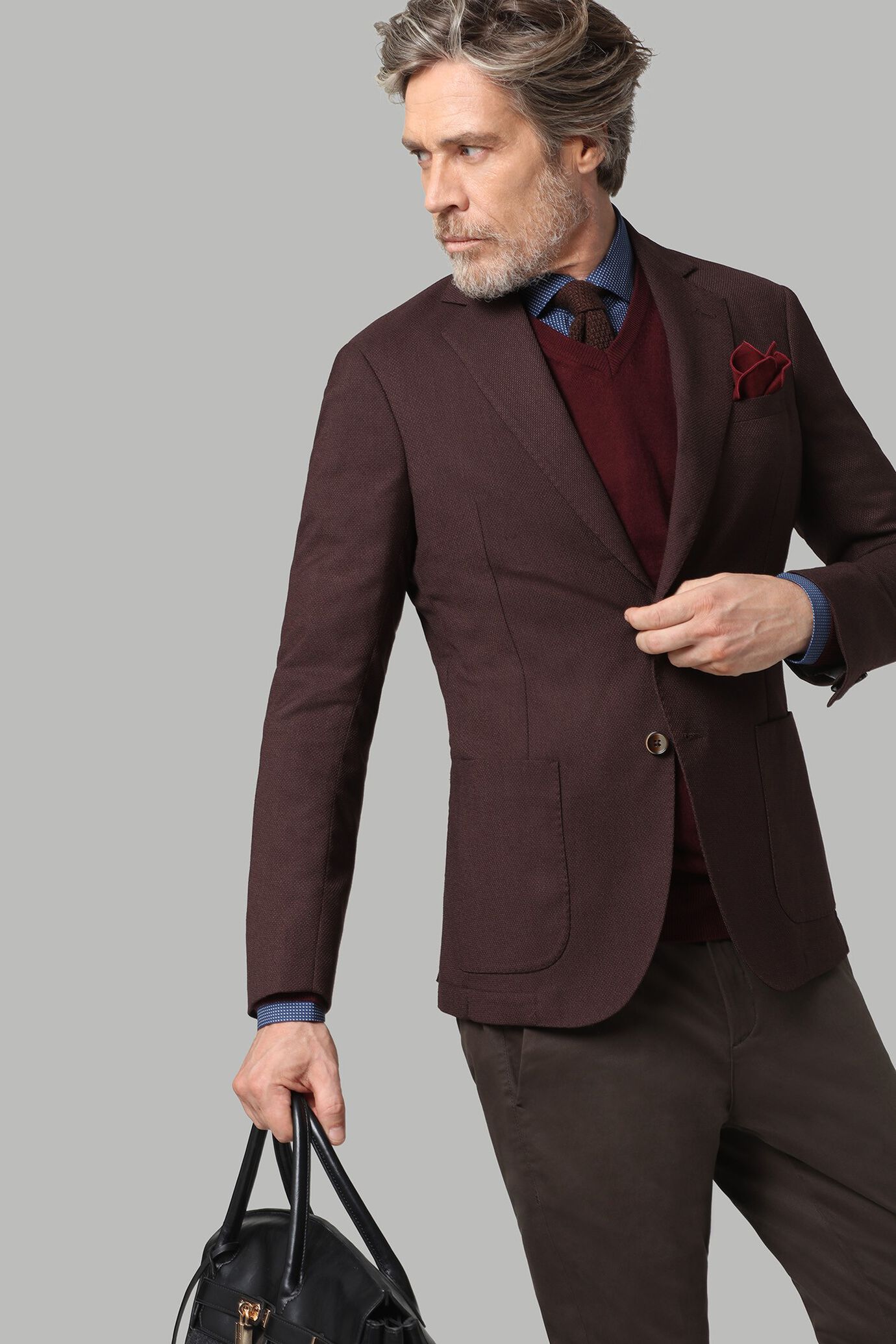 Jacket image number 0
