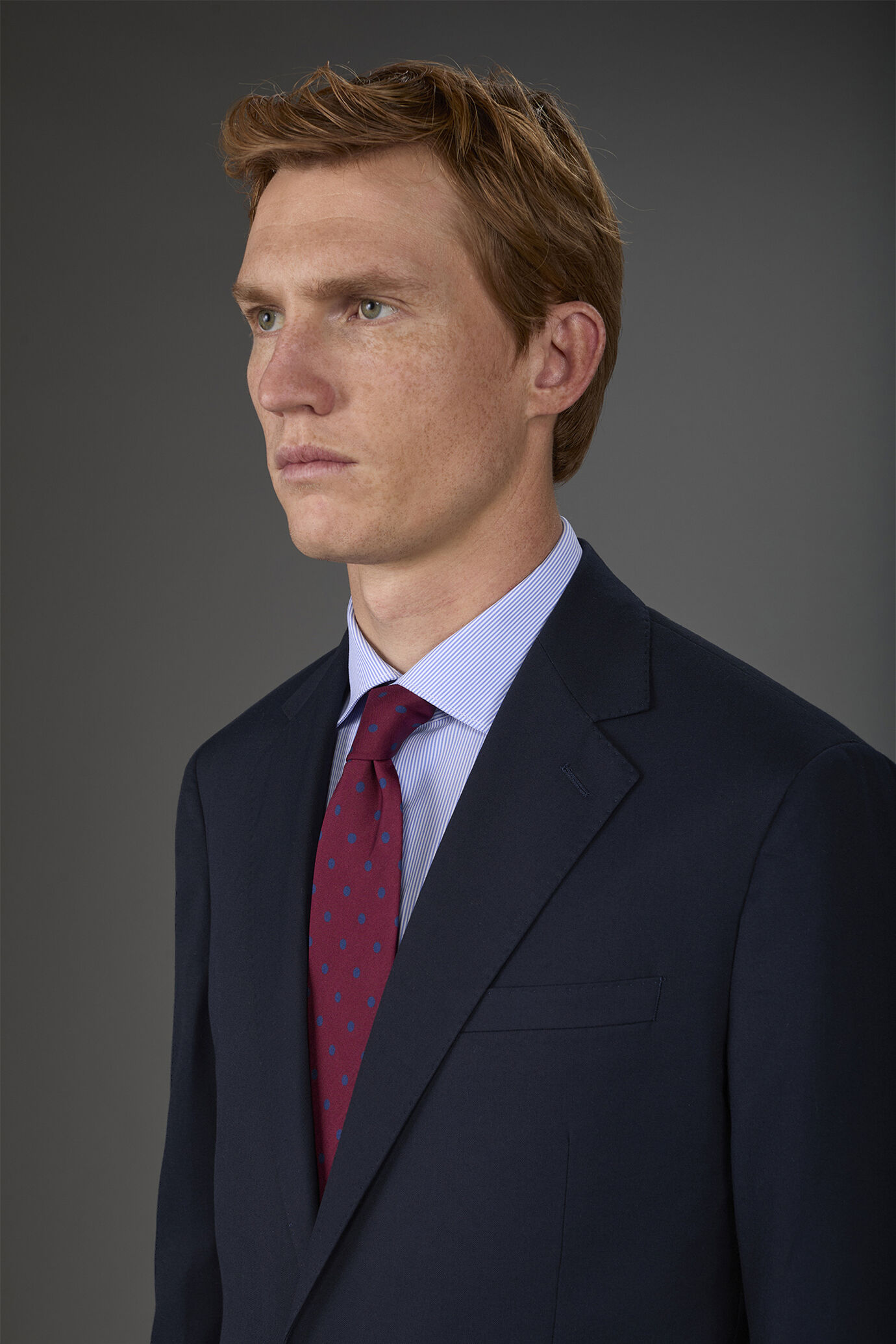 Men's polka dot silk tie