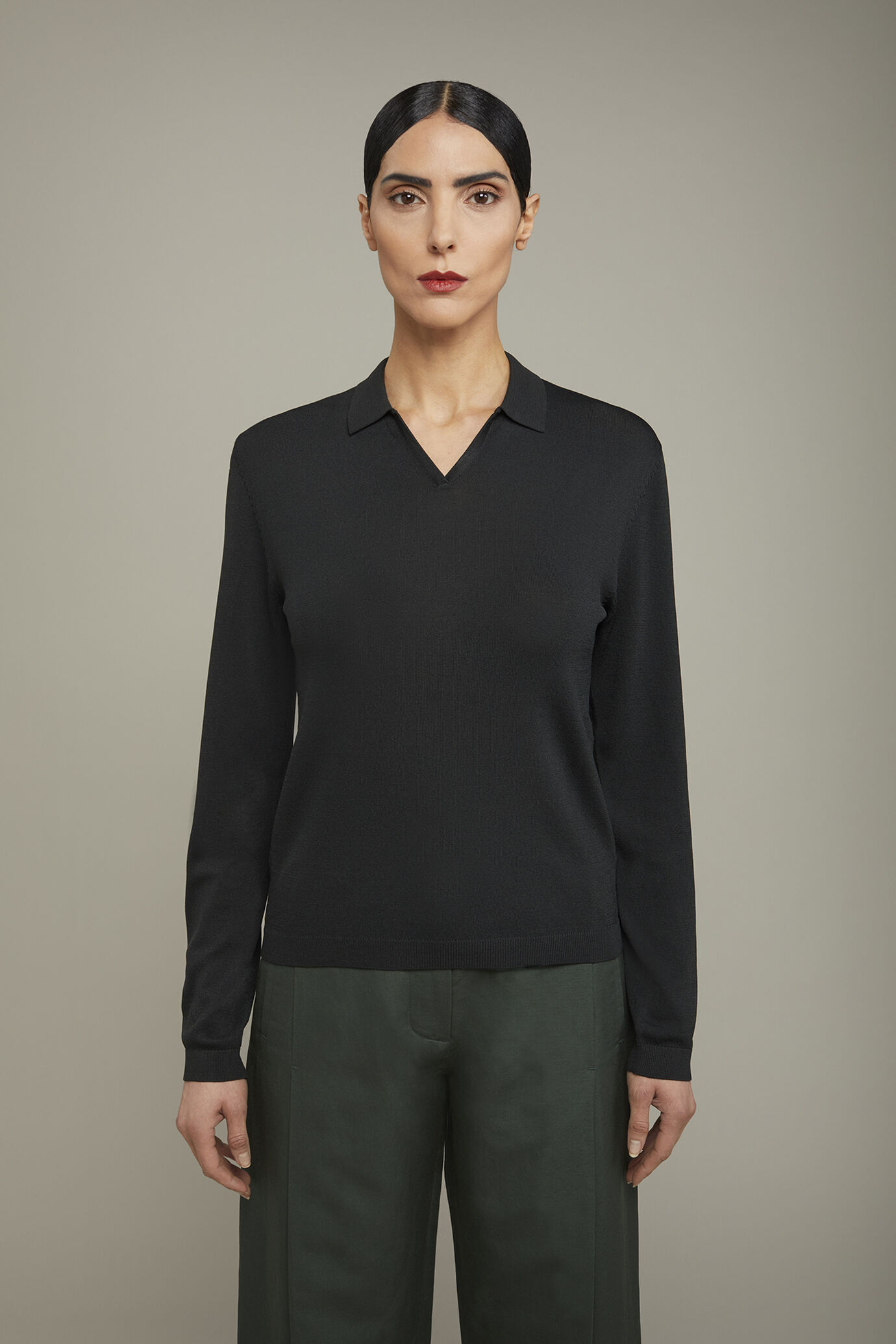 Langärmeliges Damen-Poloshirt aus Strick image number 2