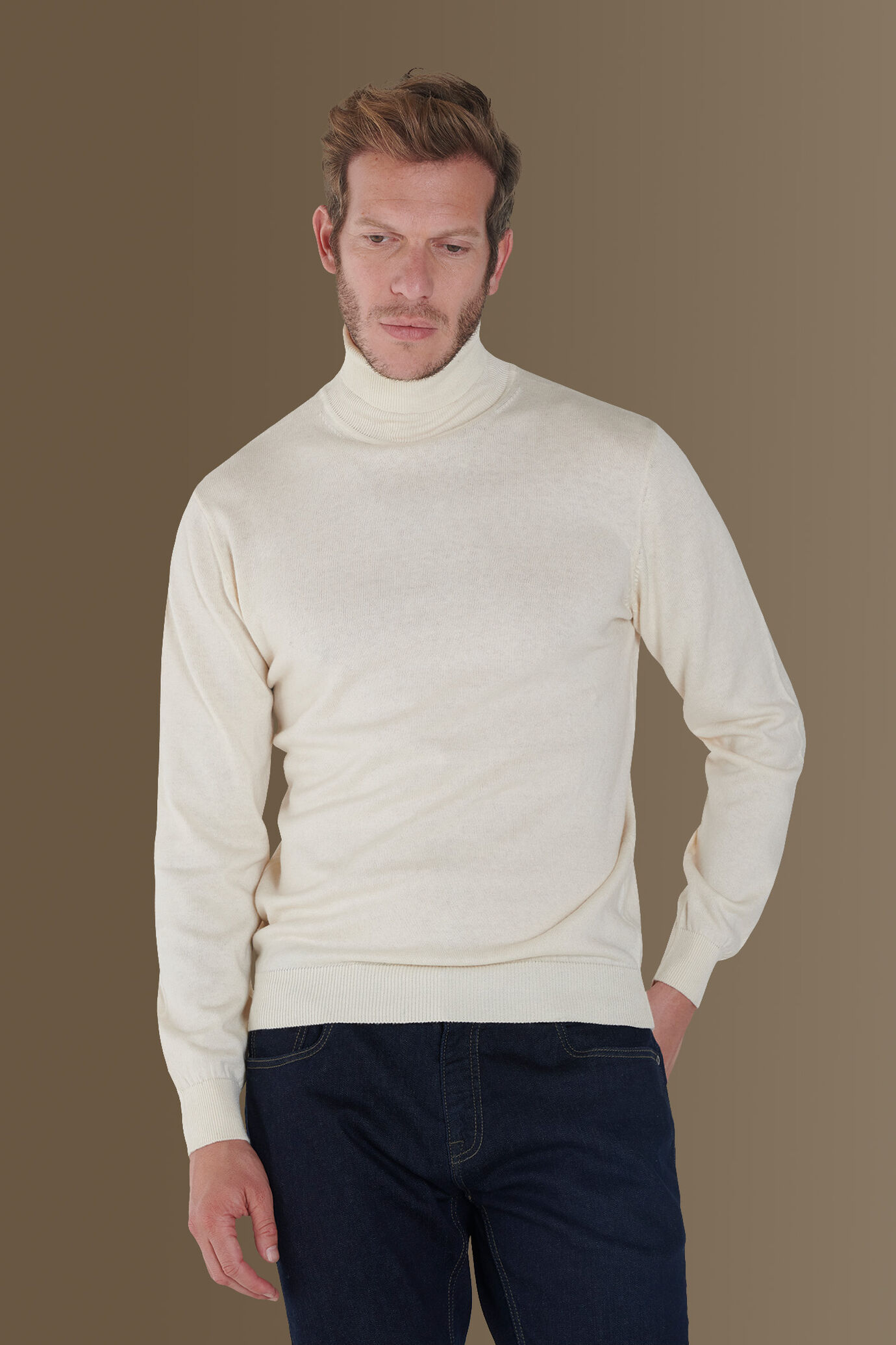 Turtleneck sweater in cotton- wool blend image number 0