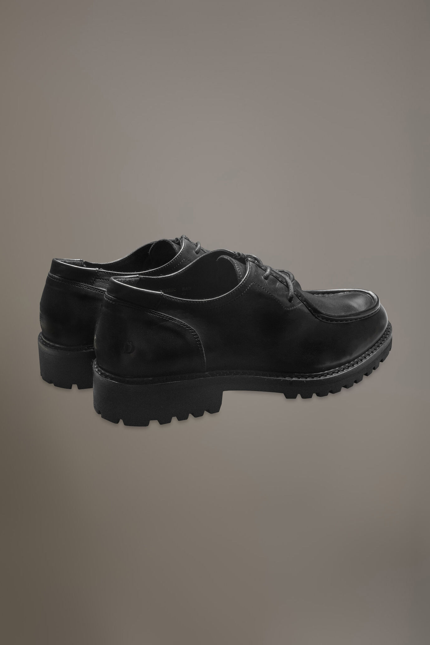 100% leather ranger shoe with rubber sole image number 4