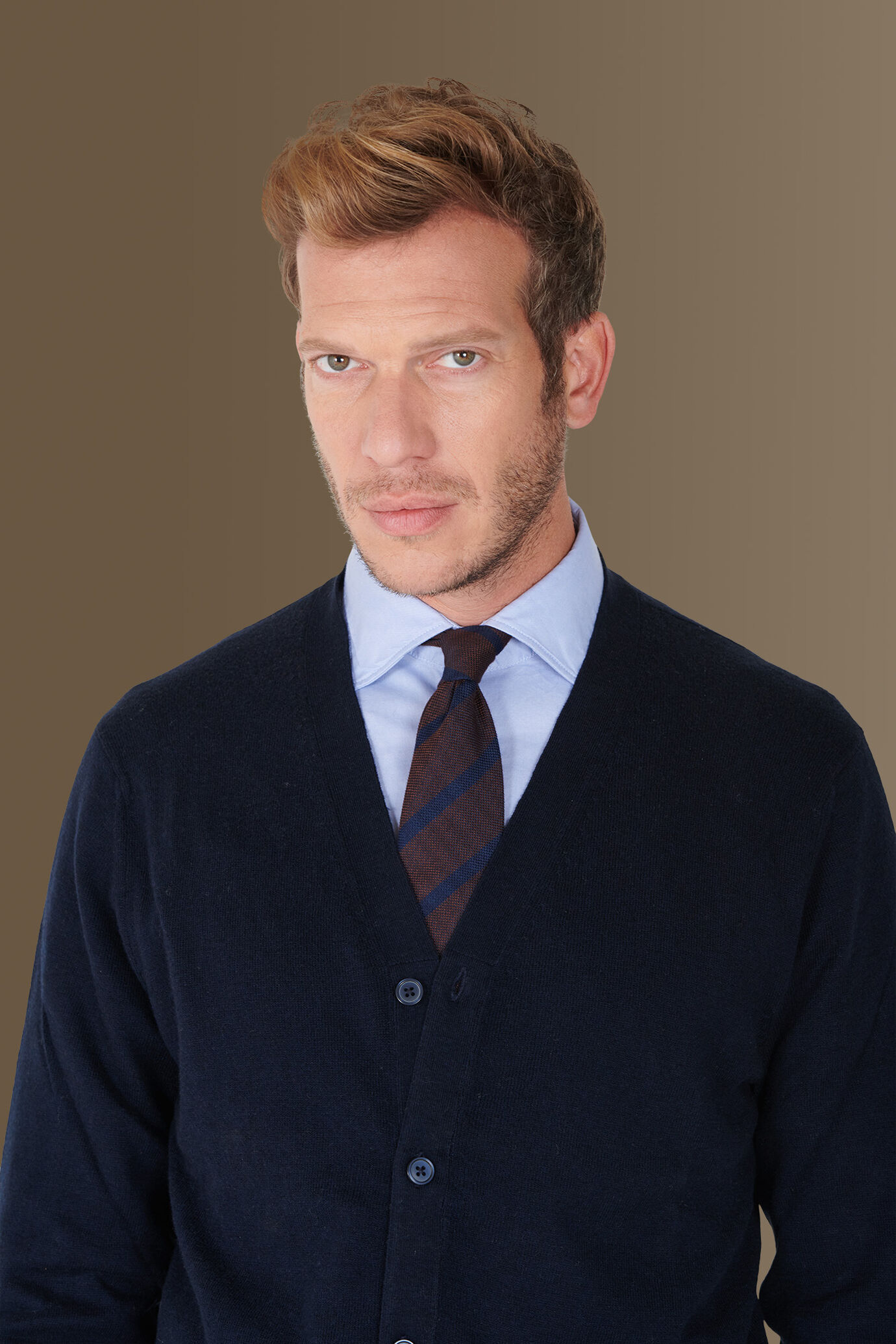Cardigan classico in misto lana e cotone image number 2