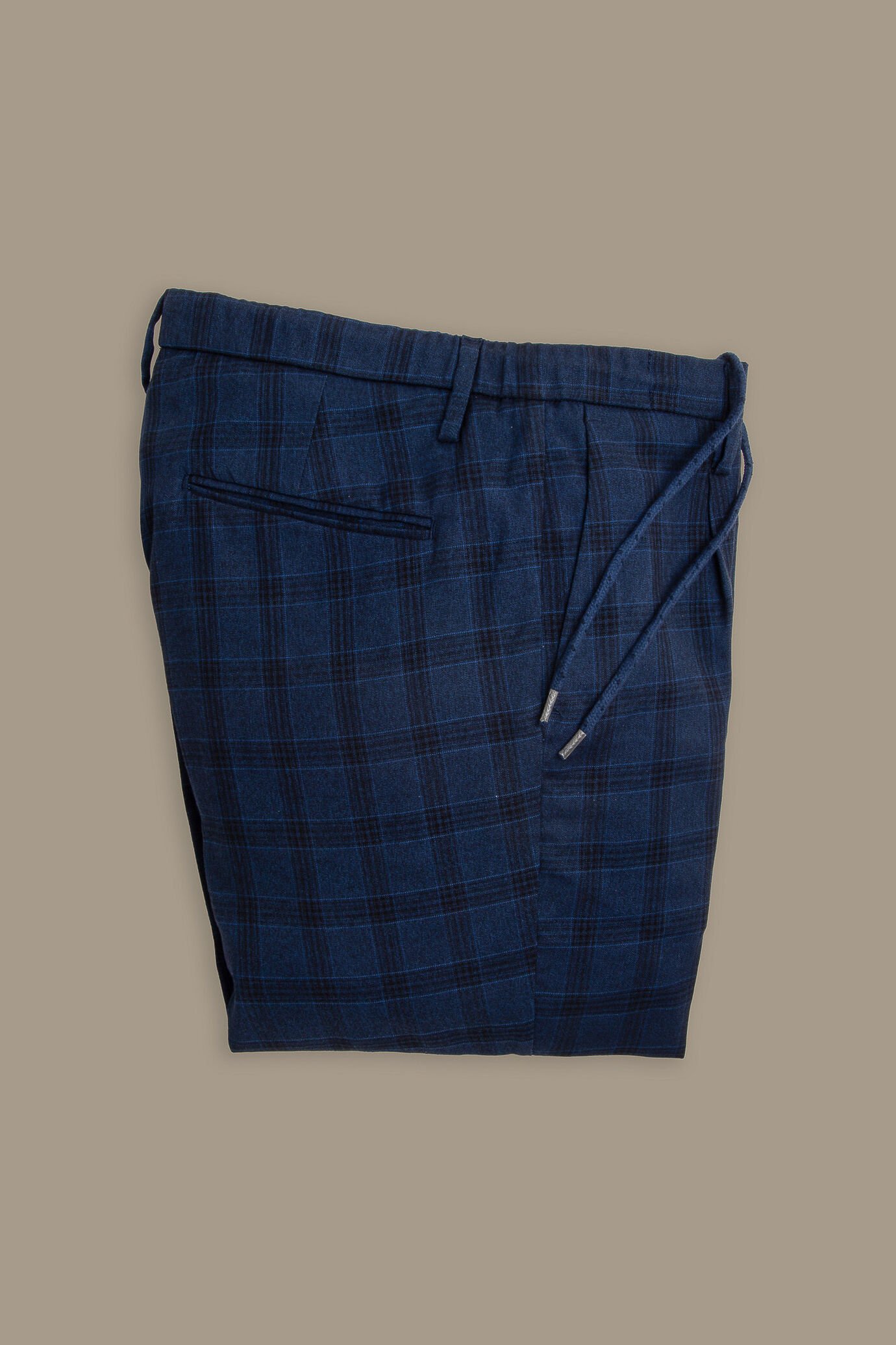 Pantaloni uomo con lacci image number 0