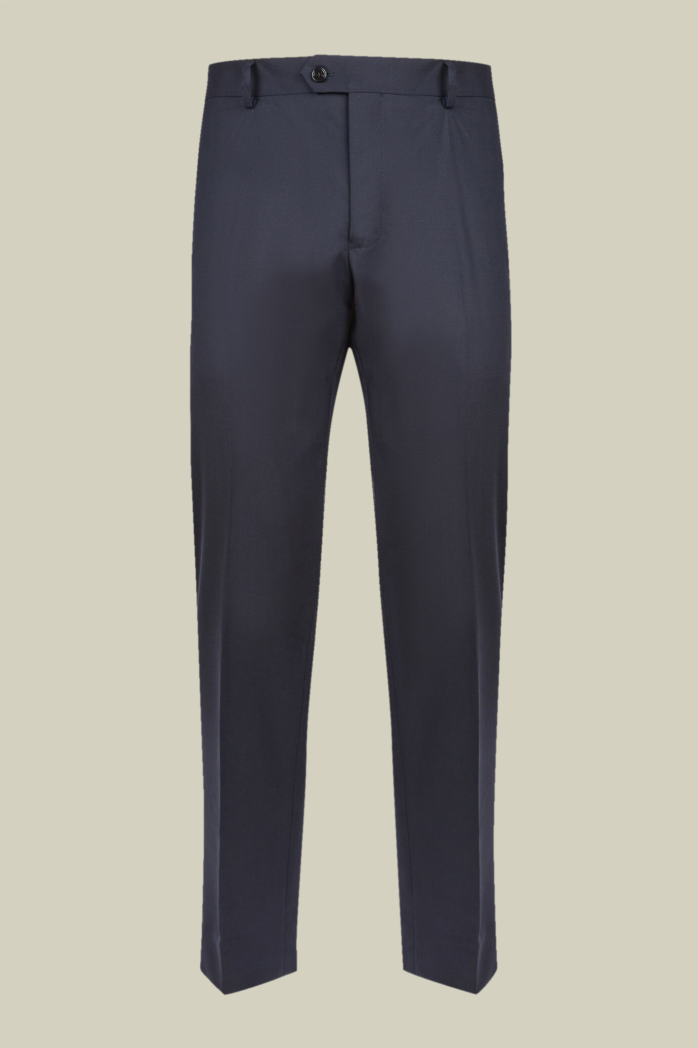 Men's regular fit single-breasted suit featuring a jacket with peak lapels in wool blend fabric image number 2