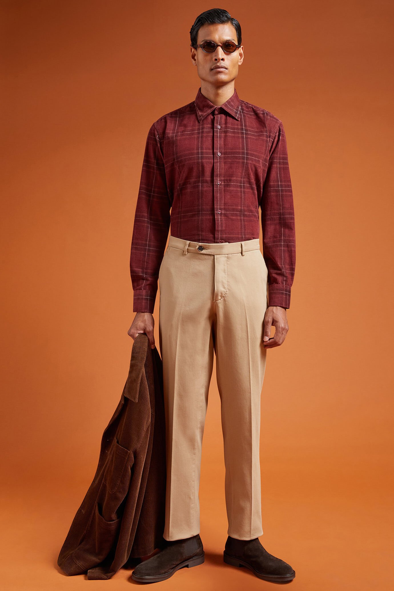 Klassische Herrenhose mit Wabenstruktur in normaler Passform