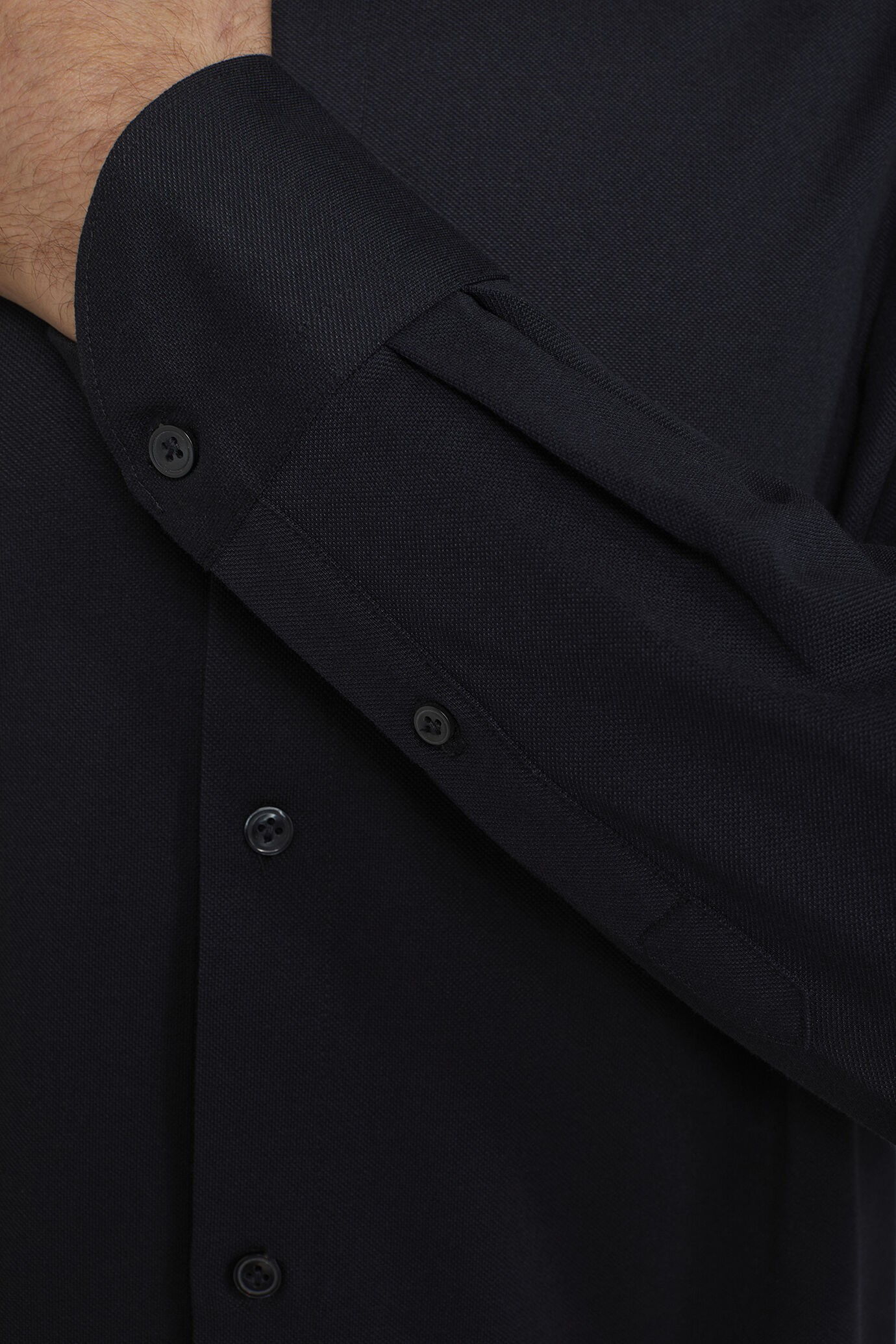 Polo homme à manches longues et col classique, en tissu jersey coupe régulière image number 4