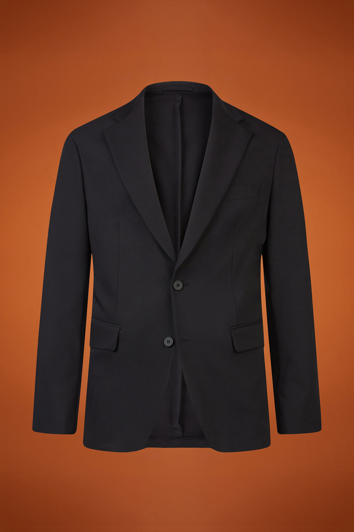 Costume homme à simple boutonnage en tissu technique coupe régulière image number 4