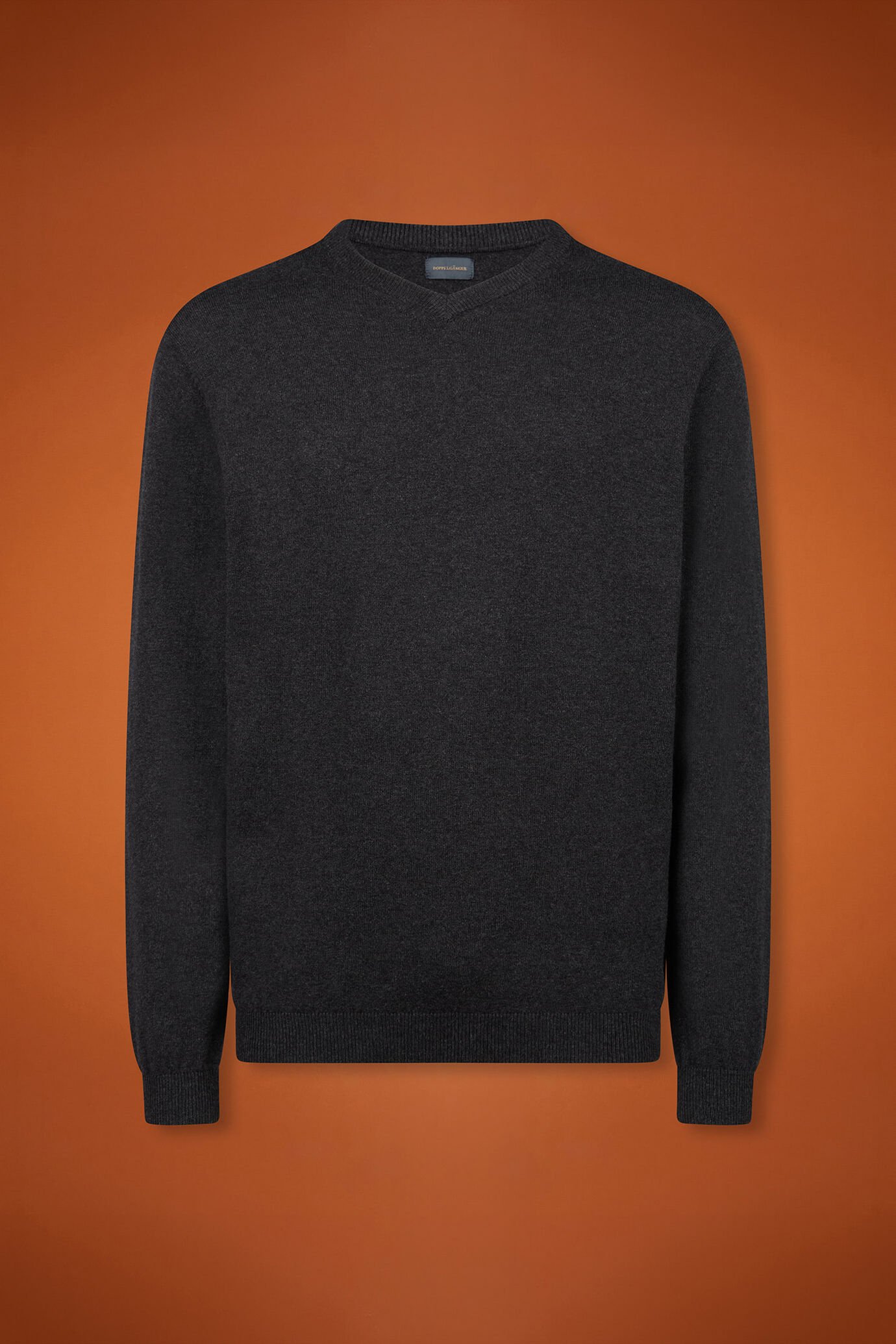 Herren-Pullover mit V-Ausschnitt aus Baumwolle in normaler Passform image number 4