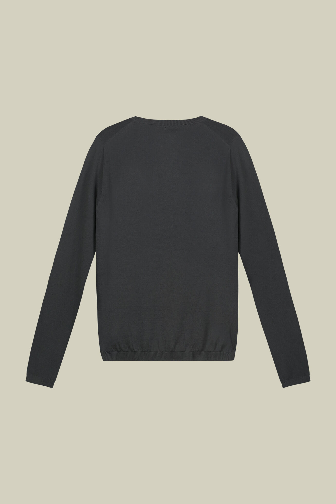 Women's long-sleeved crew-neck top image number 5