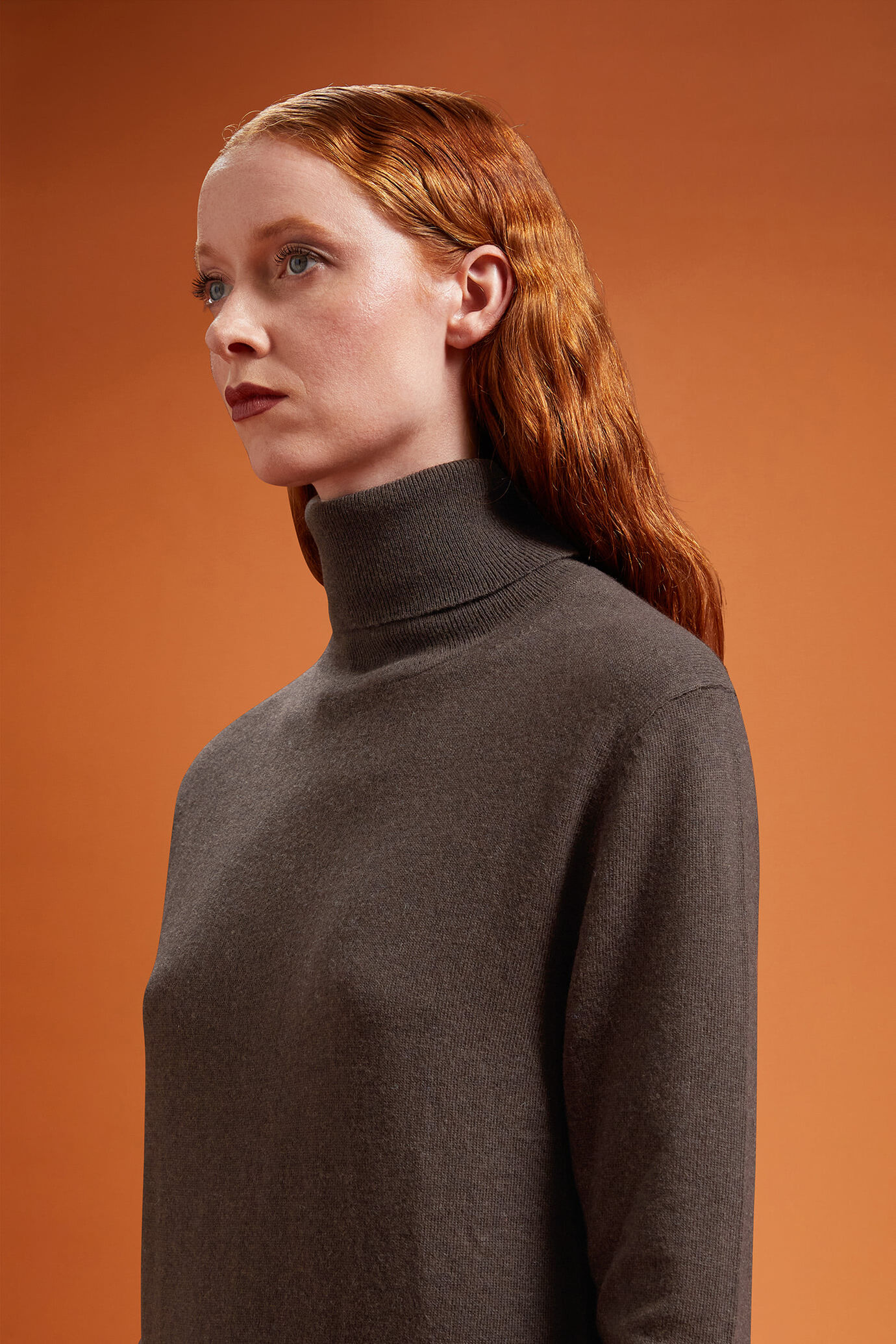 Maglia donna collo alto misto lana a cachemire regular fit image number 4