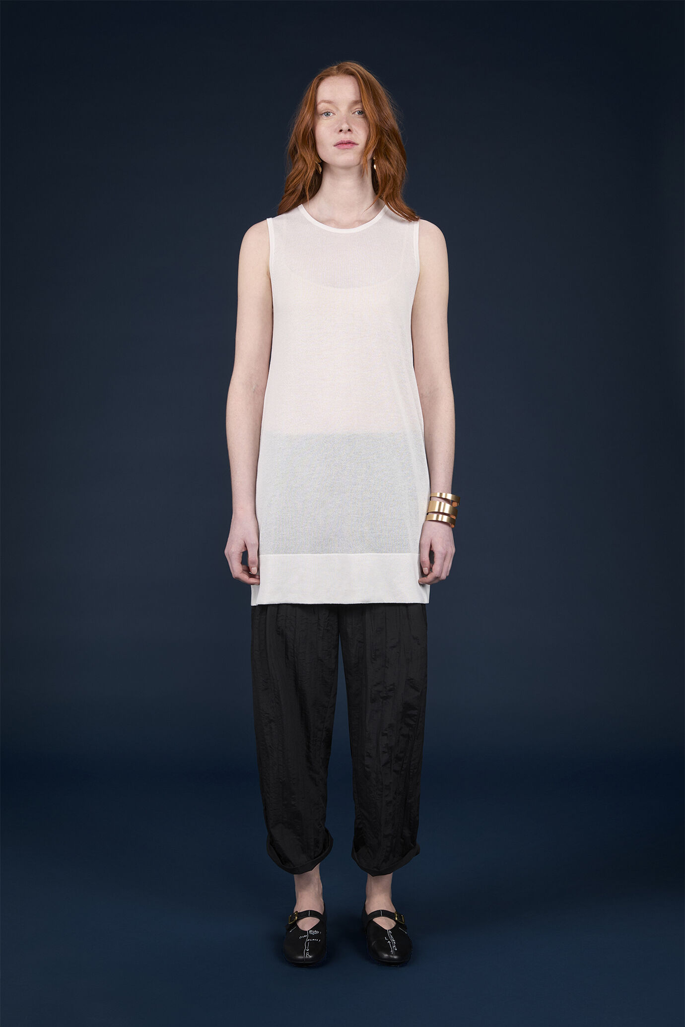 Women's long sleeveless blouse slightly transparent image number 1