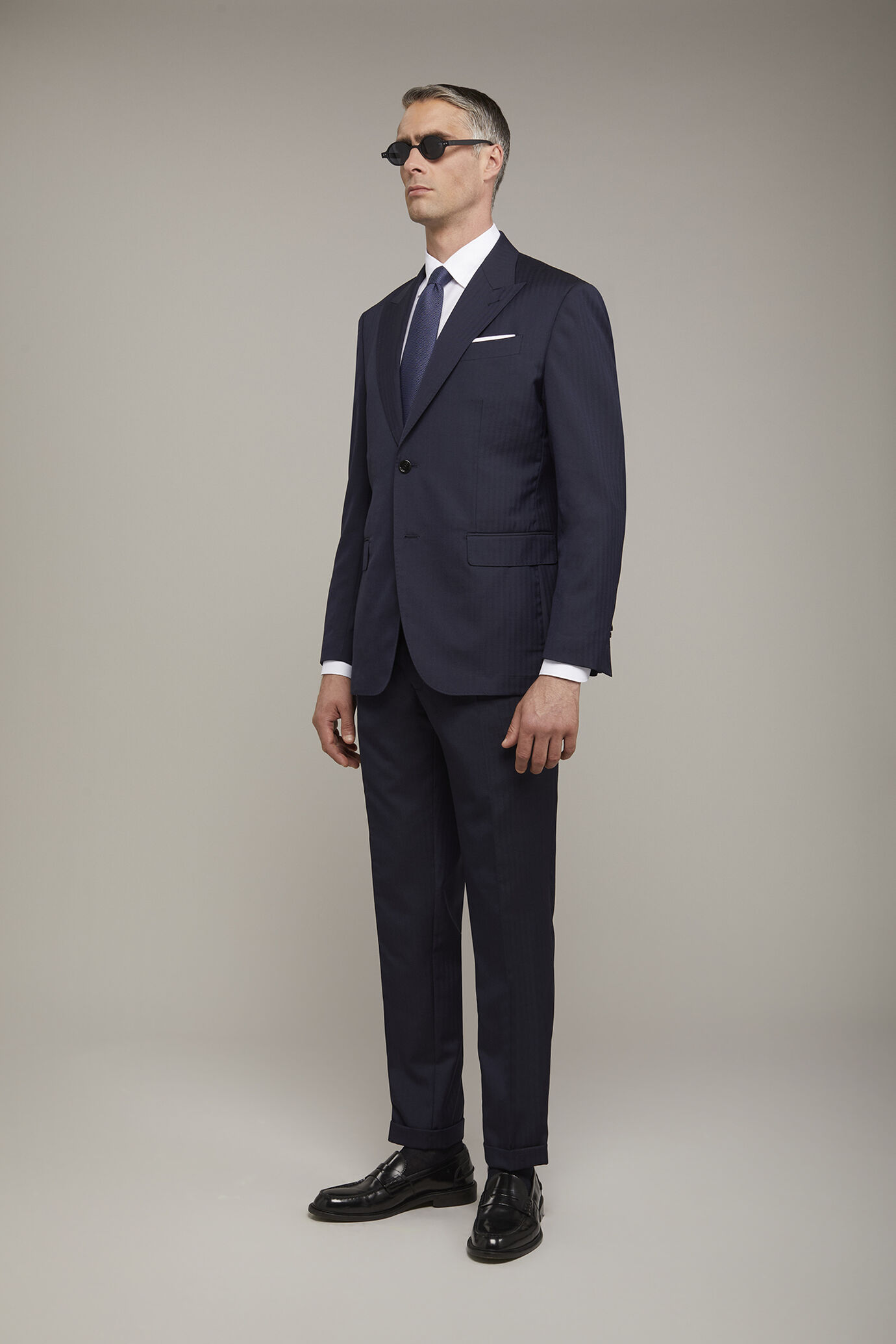 Men's single-breasted Wool Blend suit with herringbone pattern regular fit image number 1