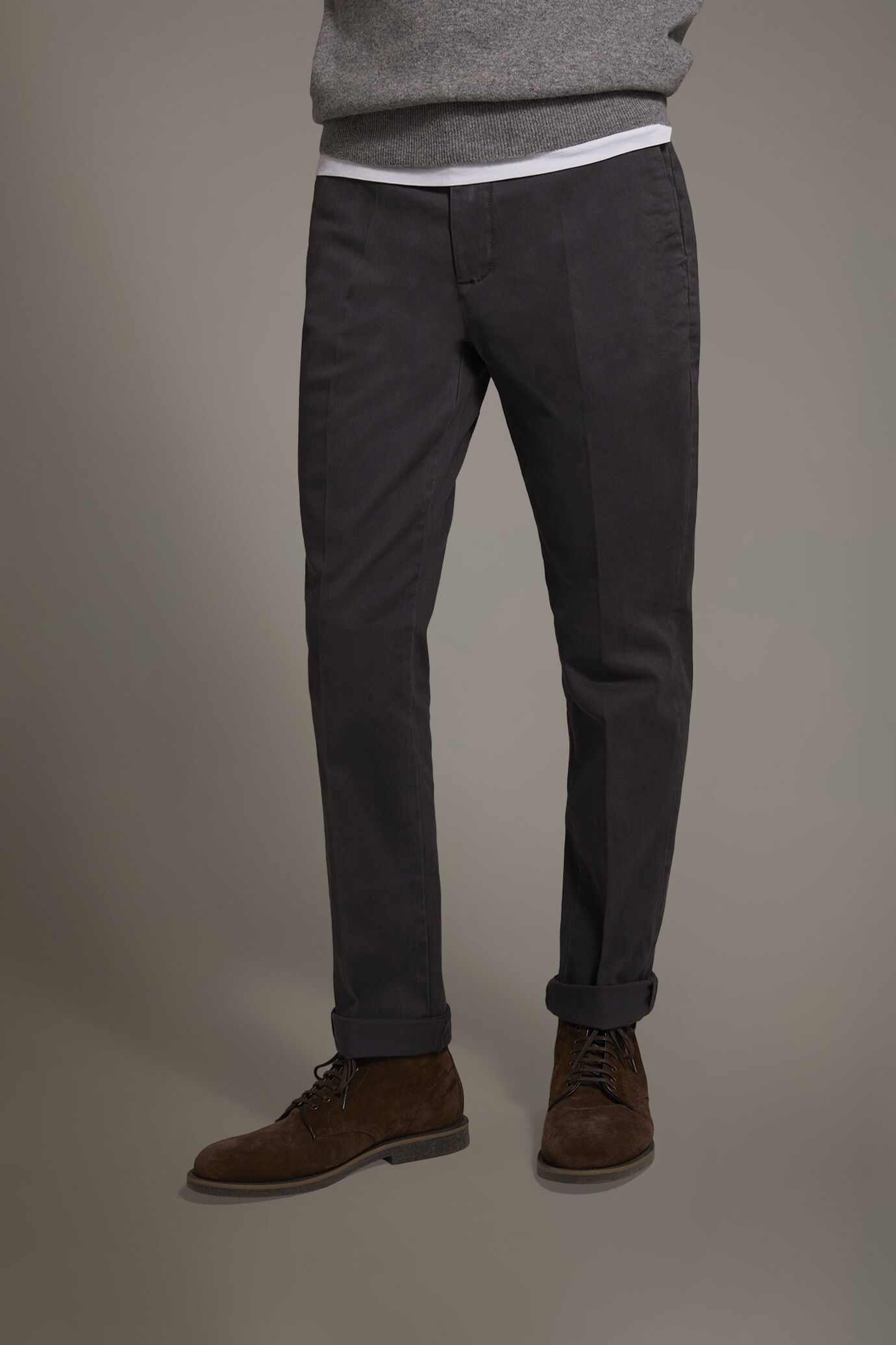 Men's classic regular fit chino pants stretch twill fabric image number 2