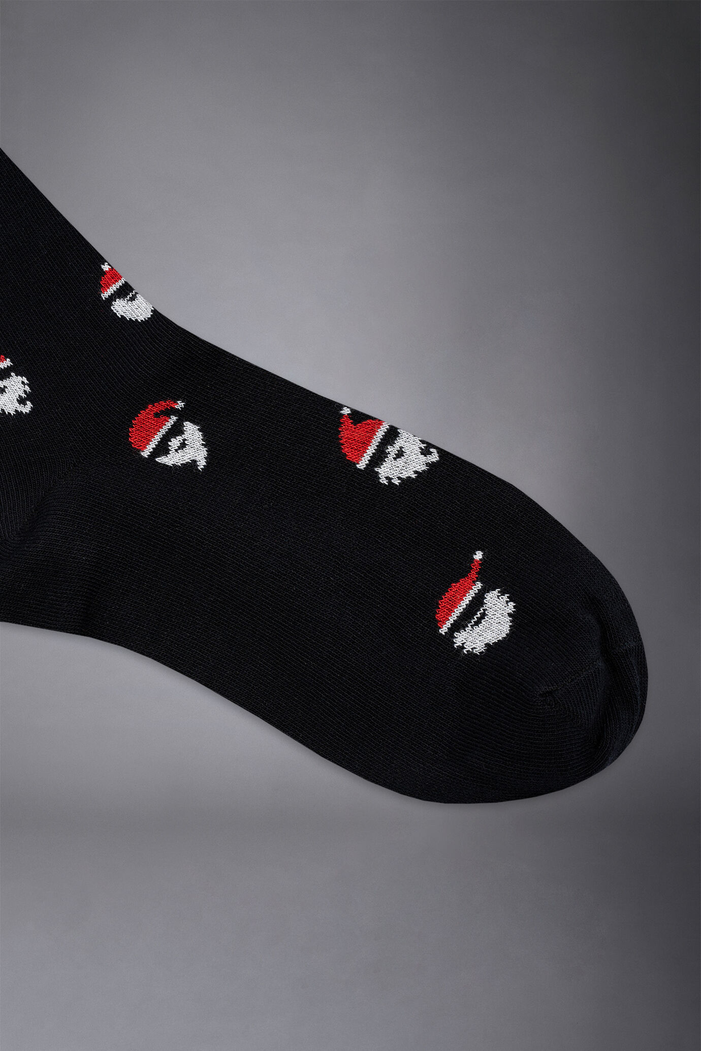 Men's knitted long socks with Santa Claus pattern made in Italy image number 1