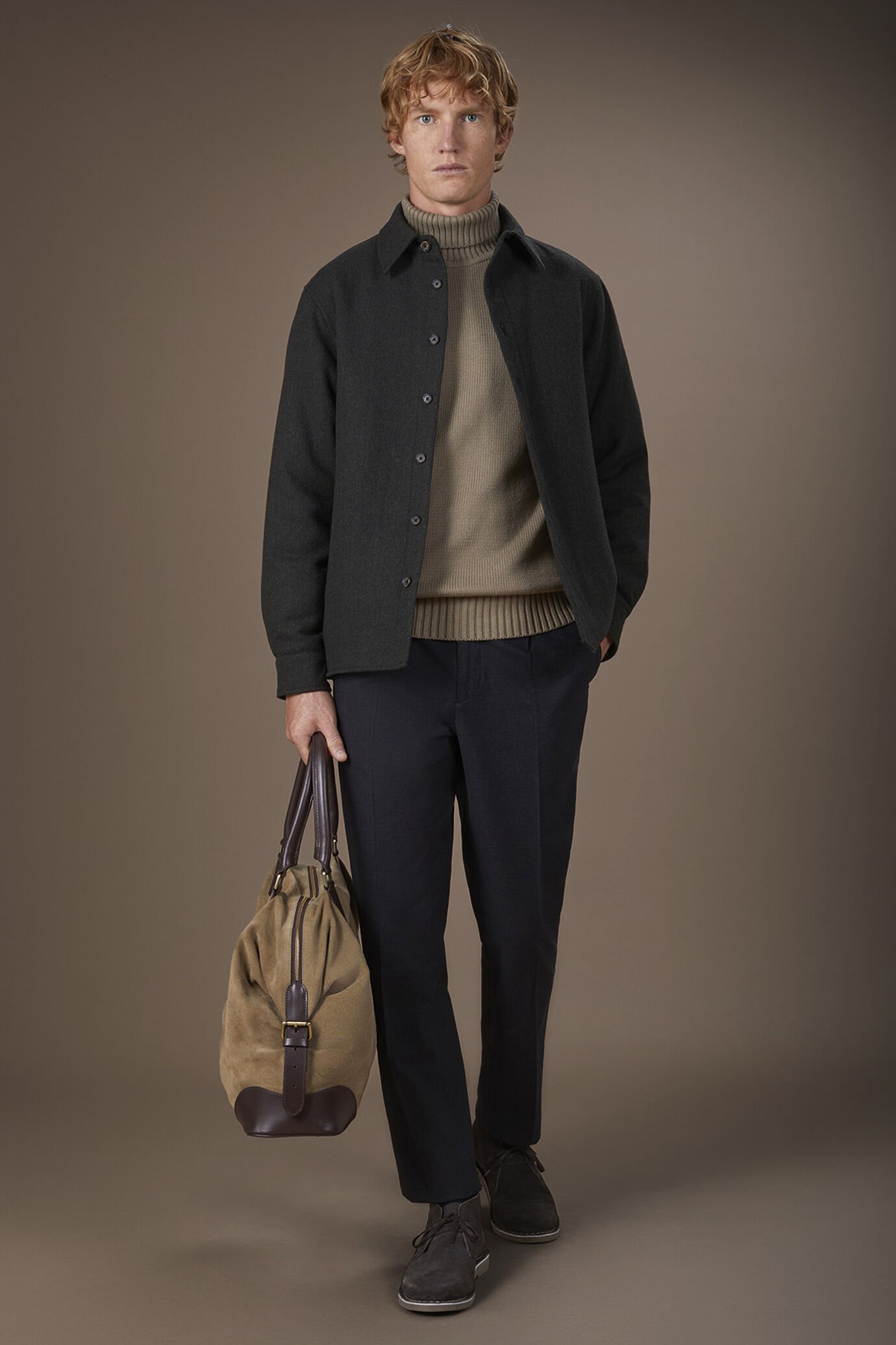 Herren-Overshirt mit Grätenmuster aus Wollgemisch in normaler Passform