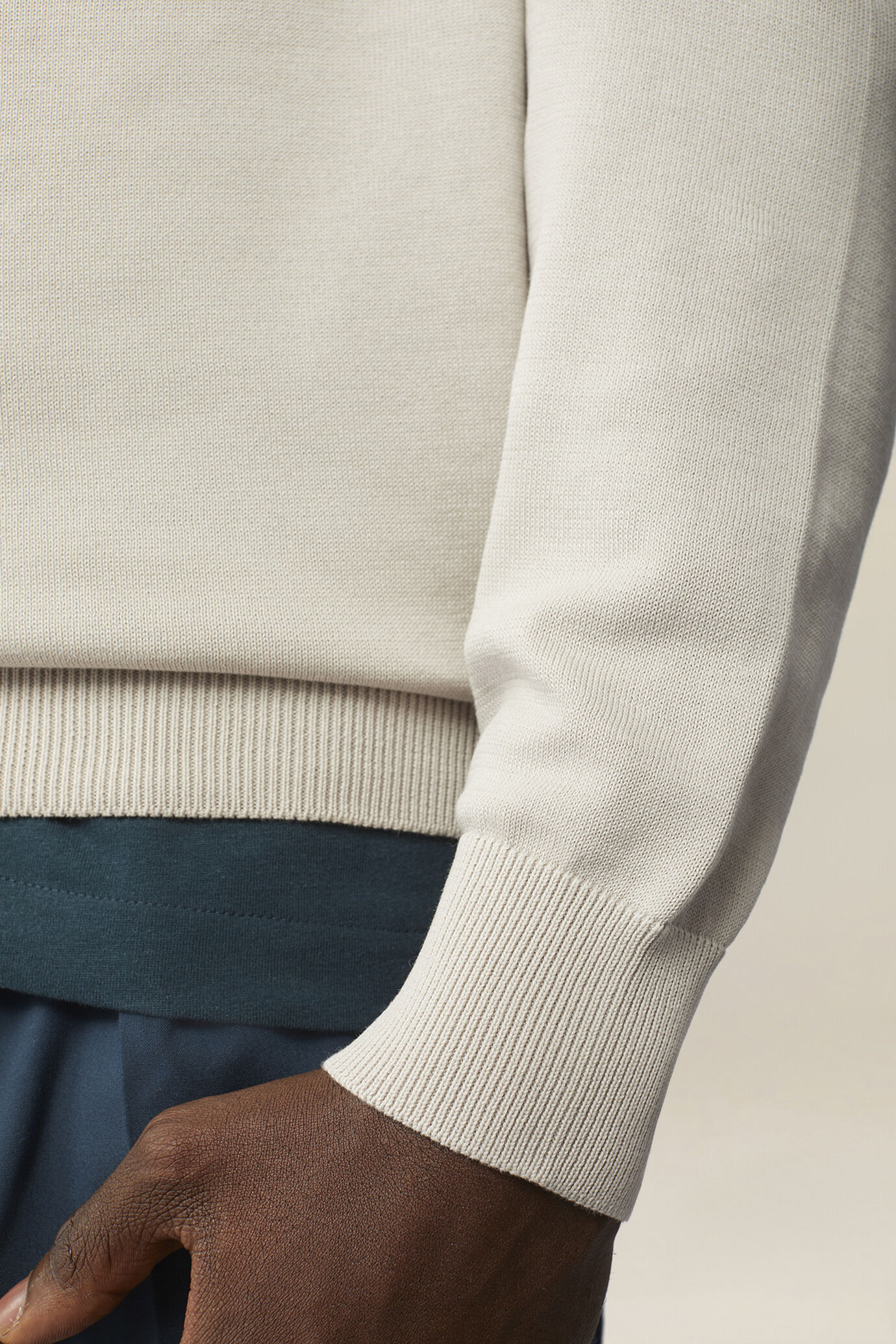 Men's crew neck jumper in 100% cotton image number 3