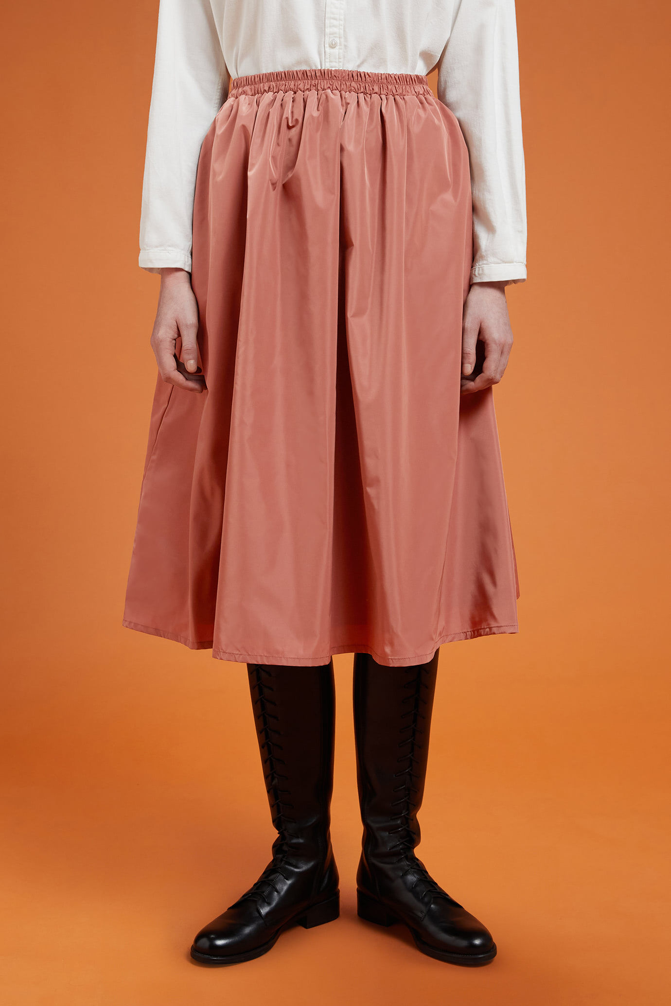 Jupe longue ballon pour femme en taffetas uni avec taille élastiquée, coupe classique image number 1