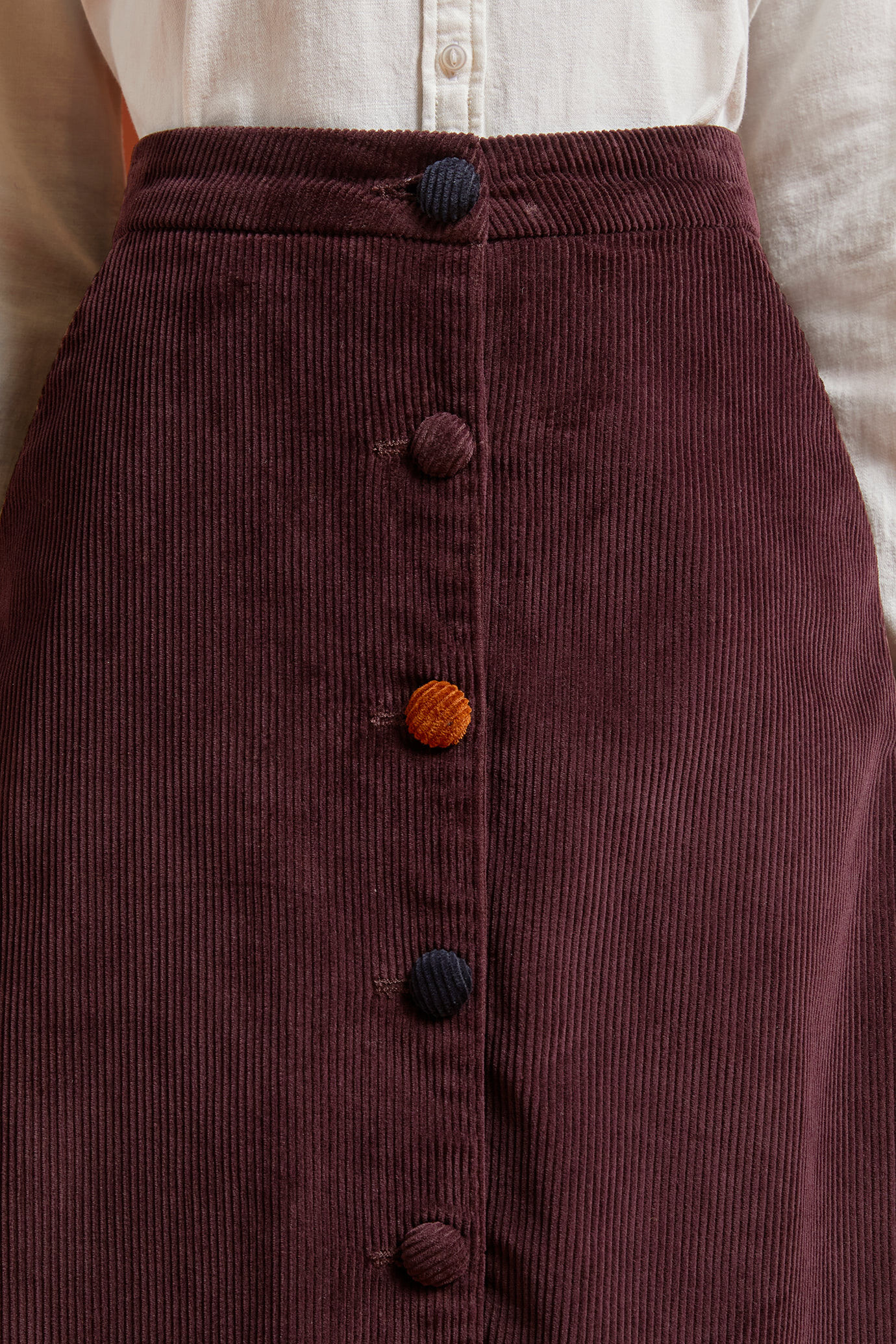 Jupe midi pour femme, coupe classique, en velours ray&eacute; uni image number 3