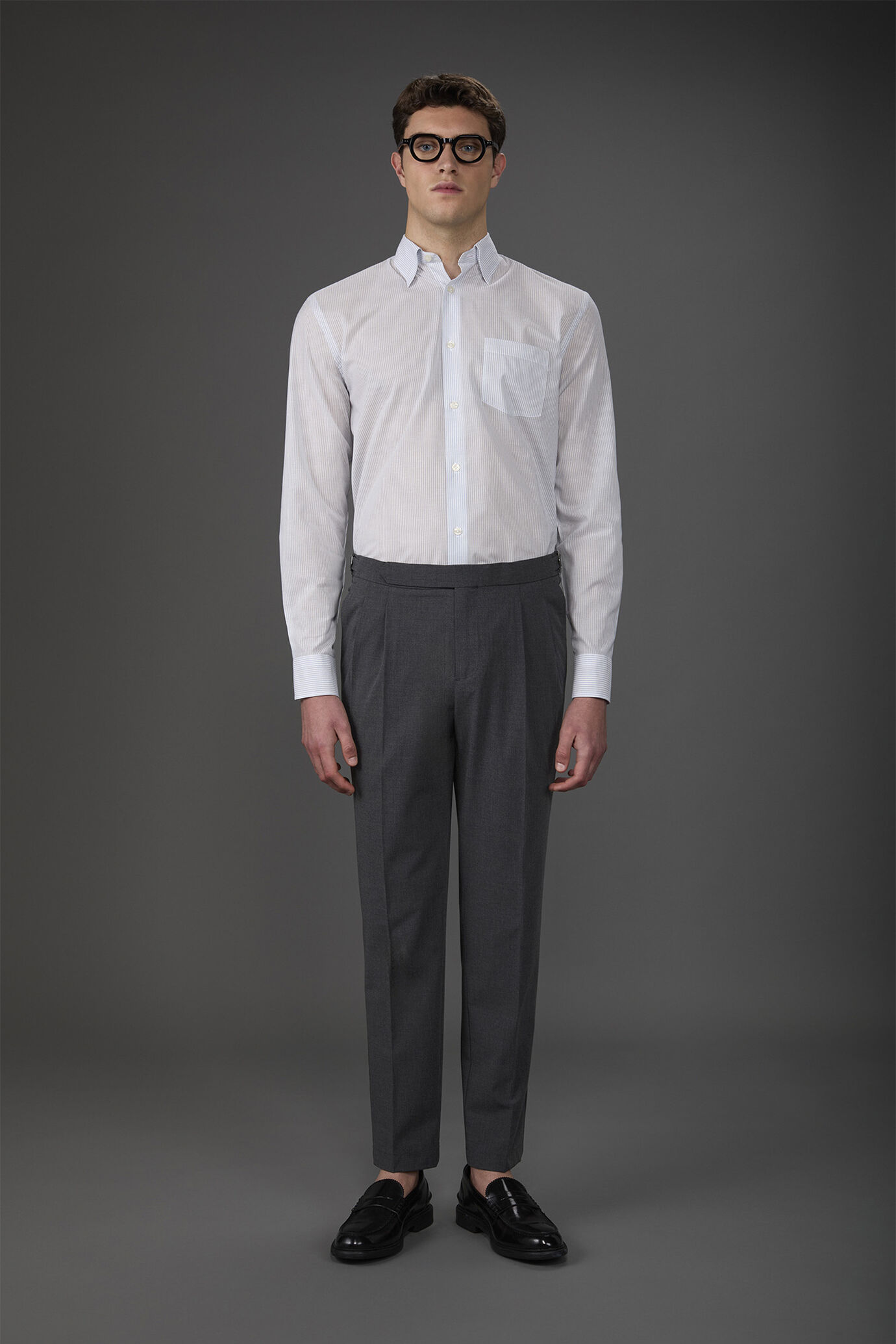 Men's concealed button down casual shirt in yarn-dyed striped washed muslin fabric image number 2