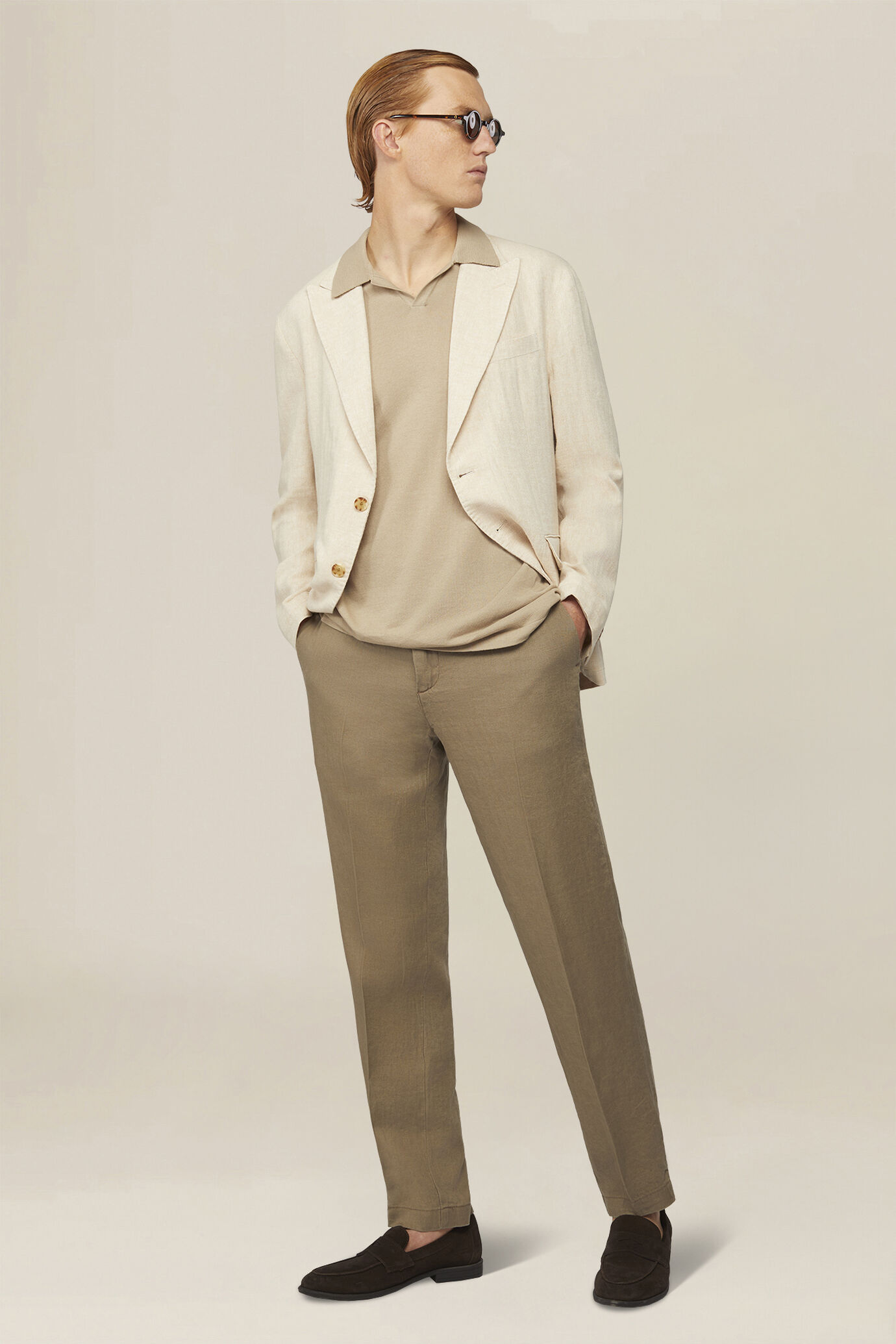 Men's unlined single-breasted jacket with peak lapels and flap pockets linen and cotton blend image number 1