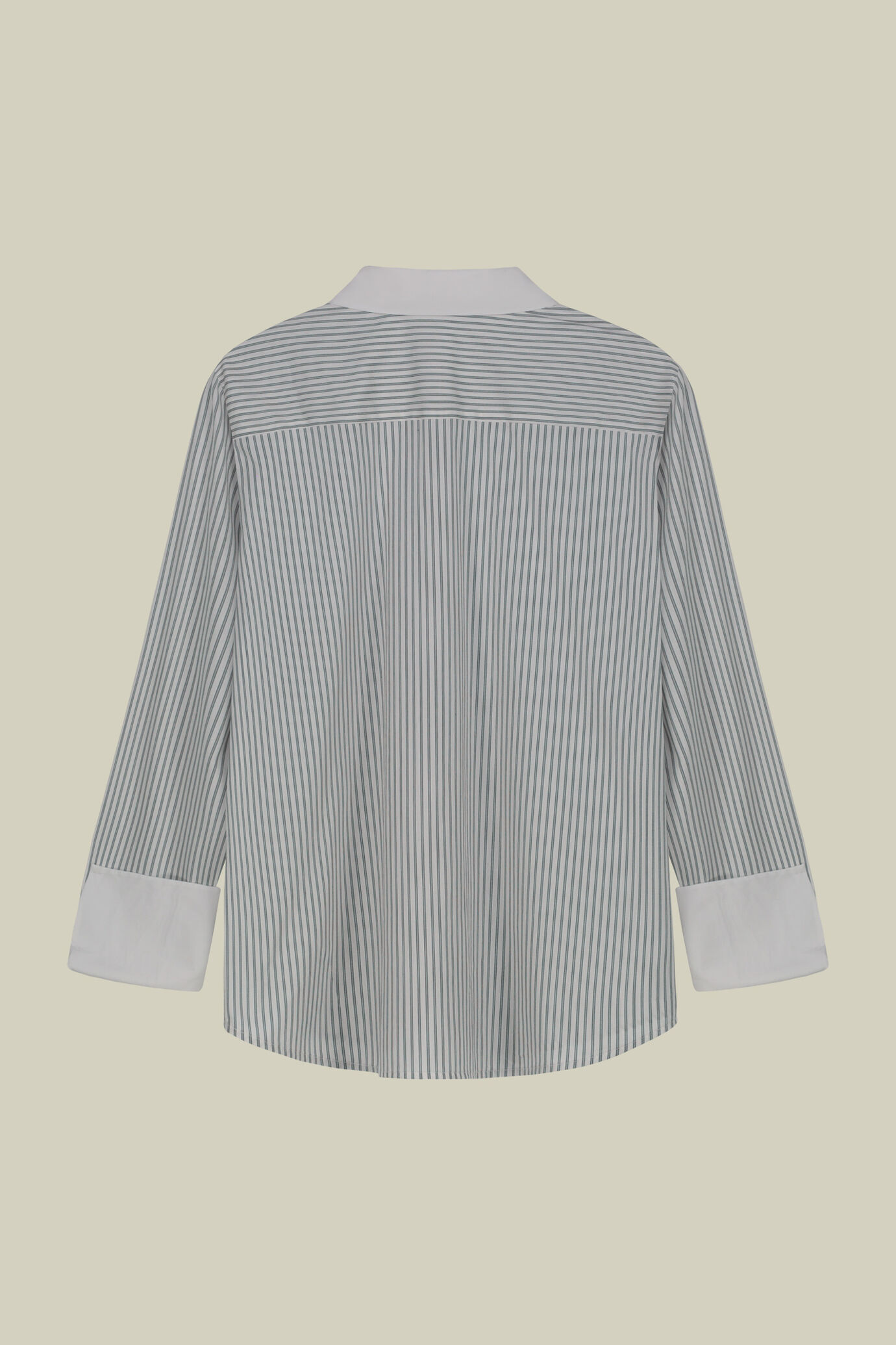 Chemise classique pour femme, modèle avec col claudine et poignets unis, en tissu rayé teint en fil image number 5