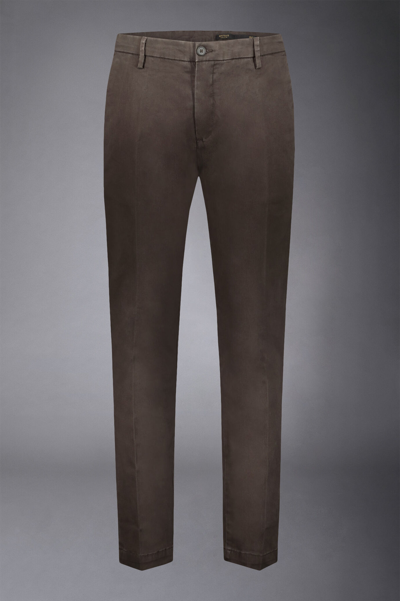 Pantalon chino classique coupe régulière en sergé image number 4