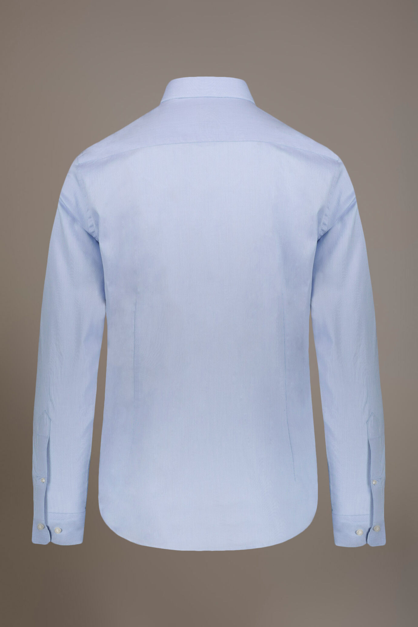 Camicia classica collo francese slim fit tessuto piquet armaturato image number 4