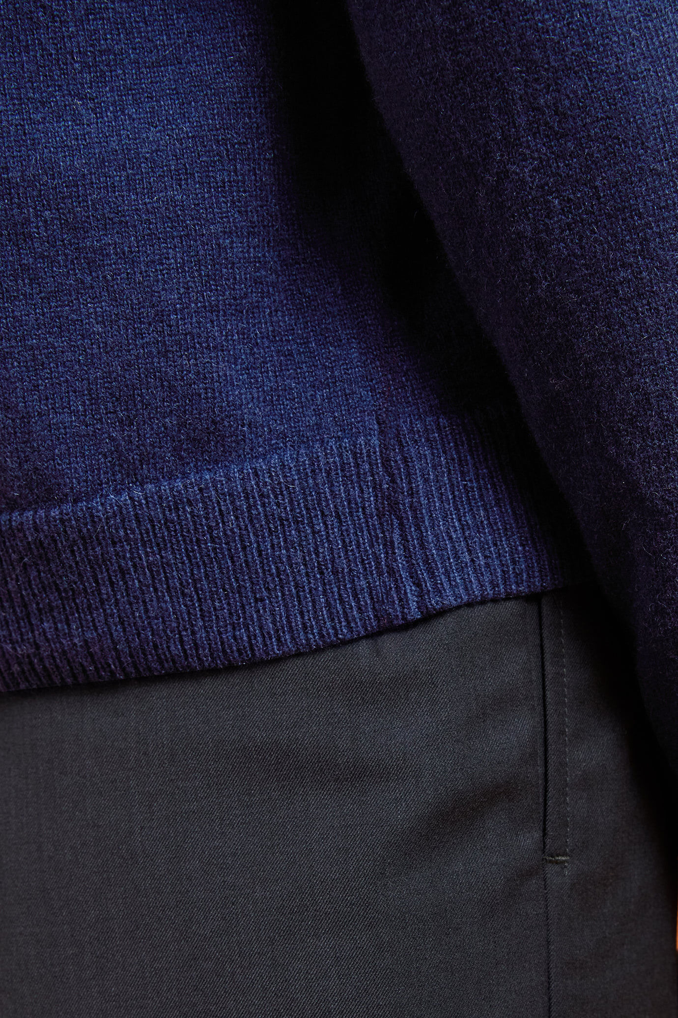 Cardigan donna girocollo 100% cachemire regular fit image number 2