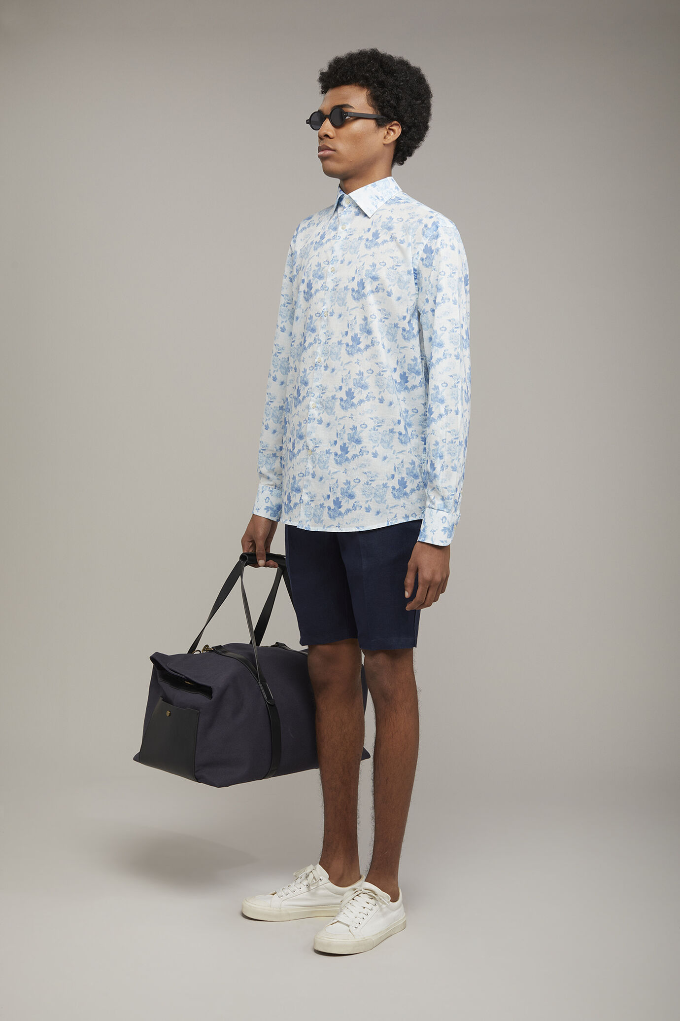 Men's pure linen bermuda image number 1