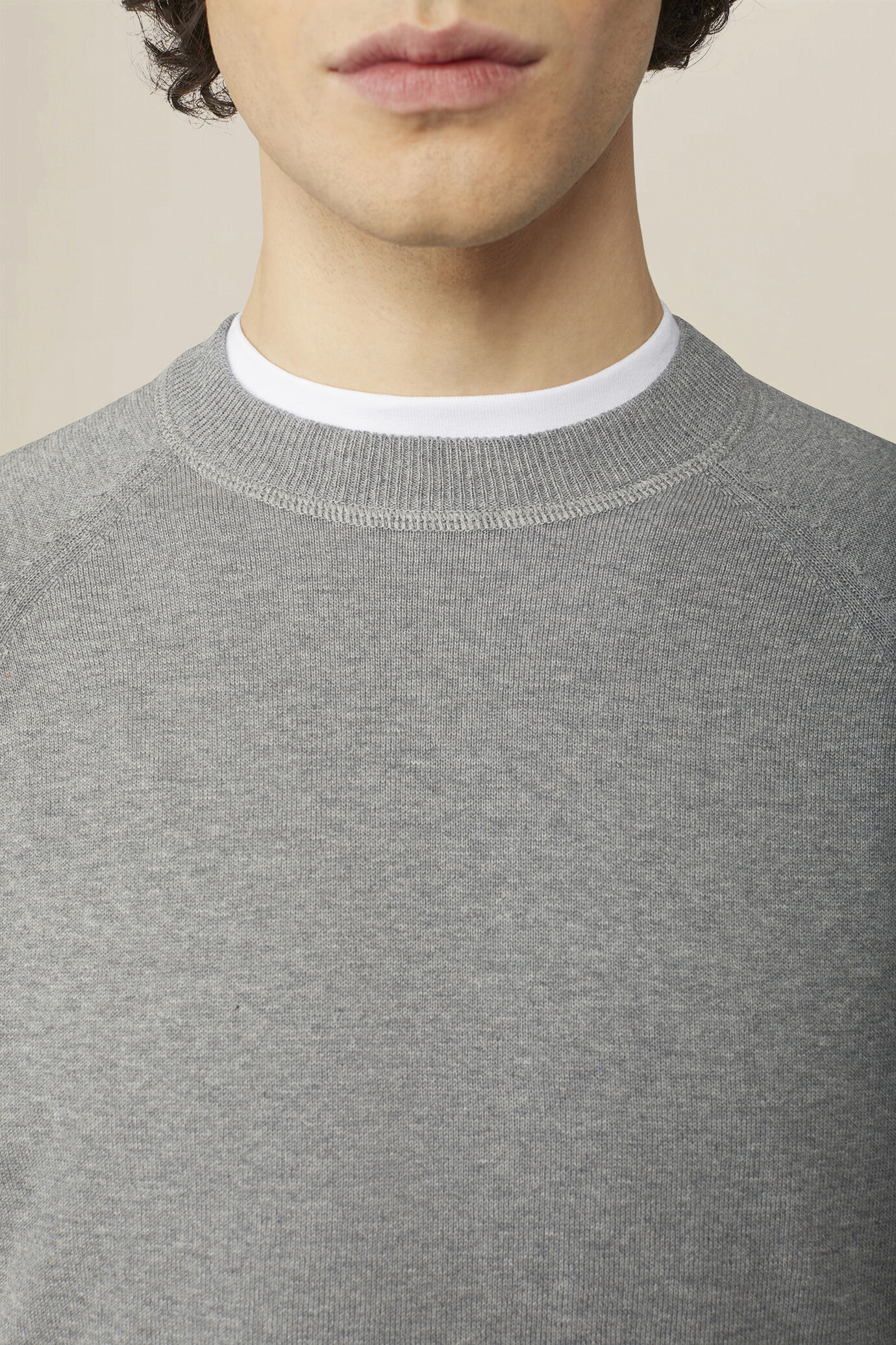 Herrenpullover mit Rundhalsausschnitt aus 100 % Baumwolle mit Raglan&auml;rmeln image number 2