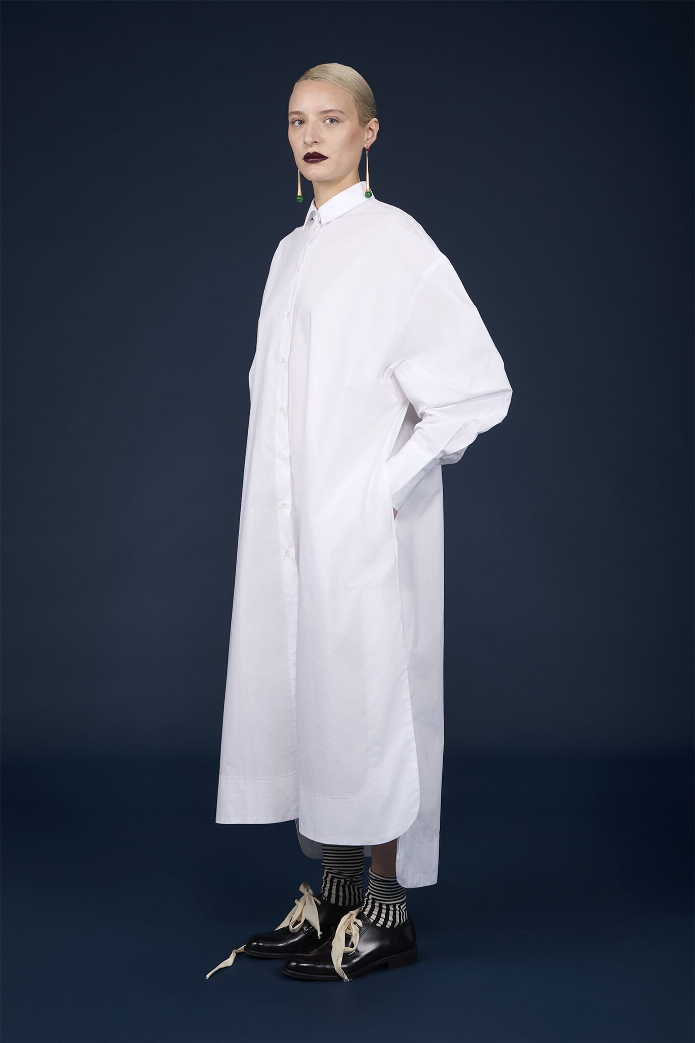 Hemdblusenkleid für Damen mit Seitenschlitzen
