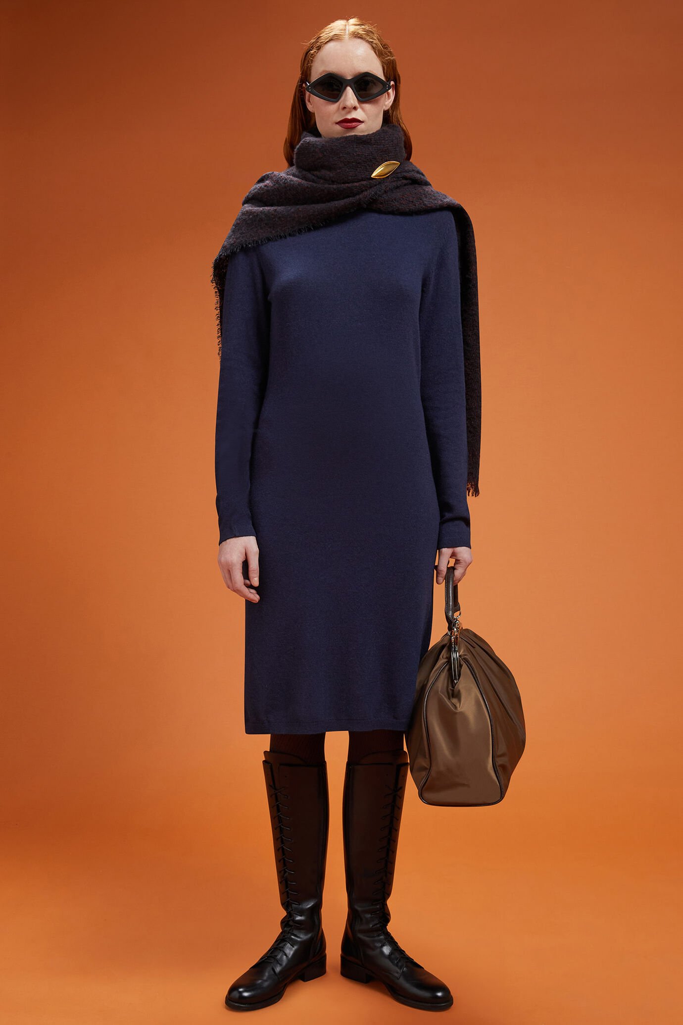 Women's regular fit crew neck knitted dress with side slits