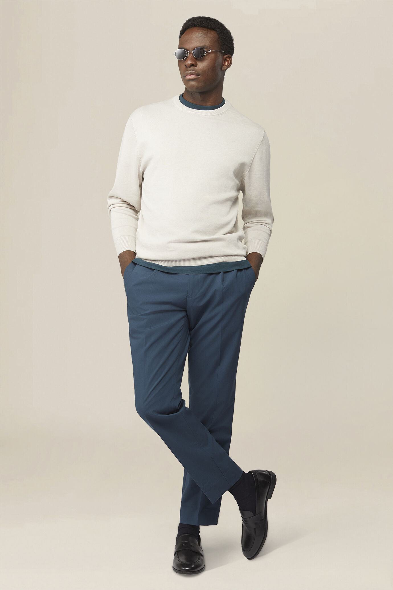 Men's crew neck jumper in 100% cotton image number 1