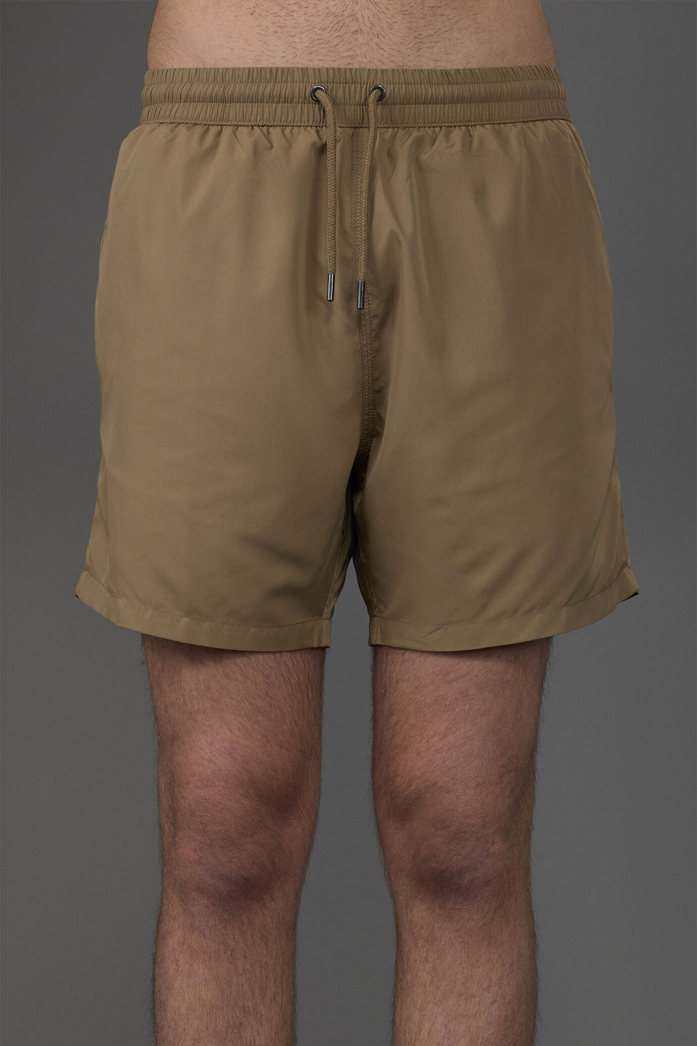 Einfarbige Herren-Badehose image number 2