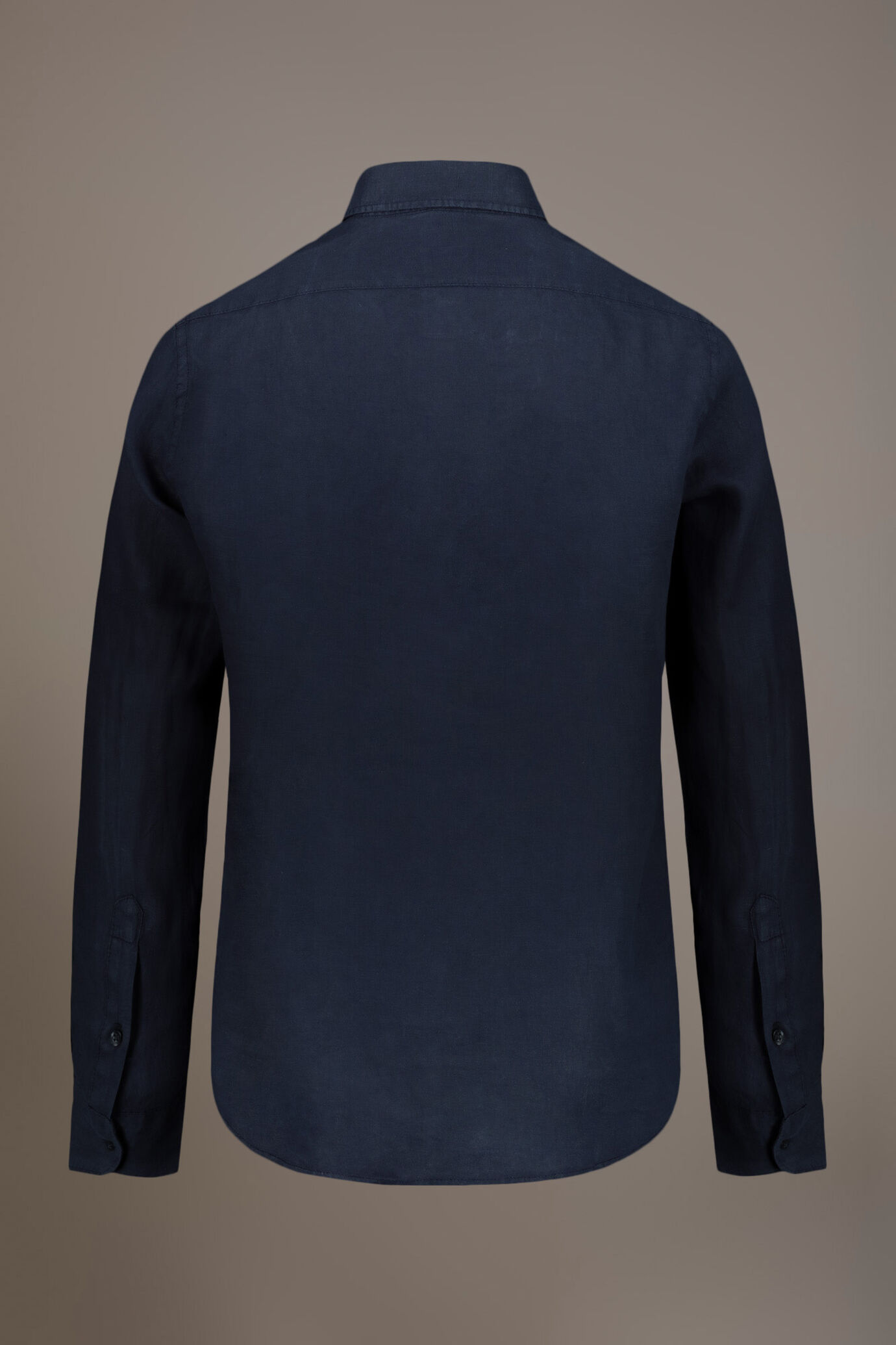 Camicia casual collo francese comfort fit 100% lino image number 4