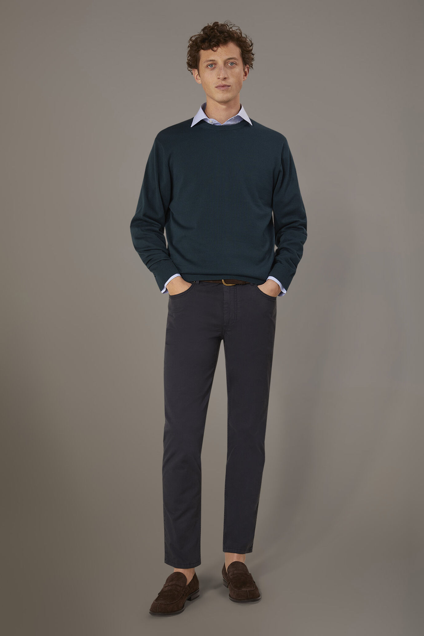 Trousers 5 pockets regular fit twill construction image number 0