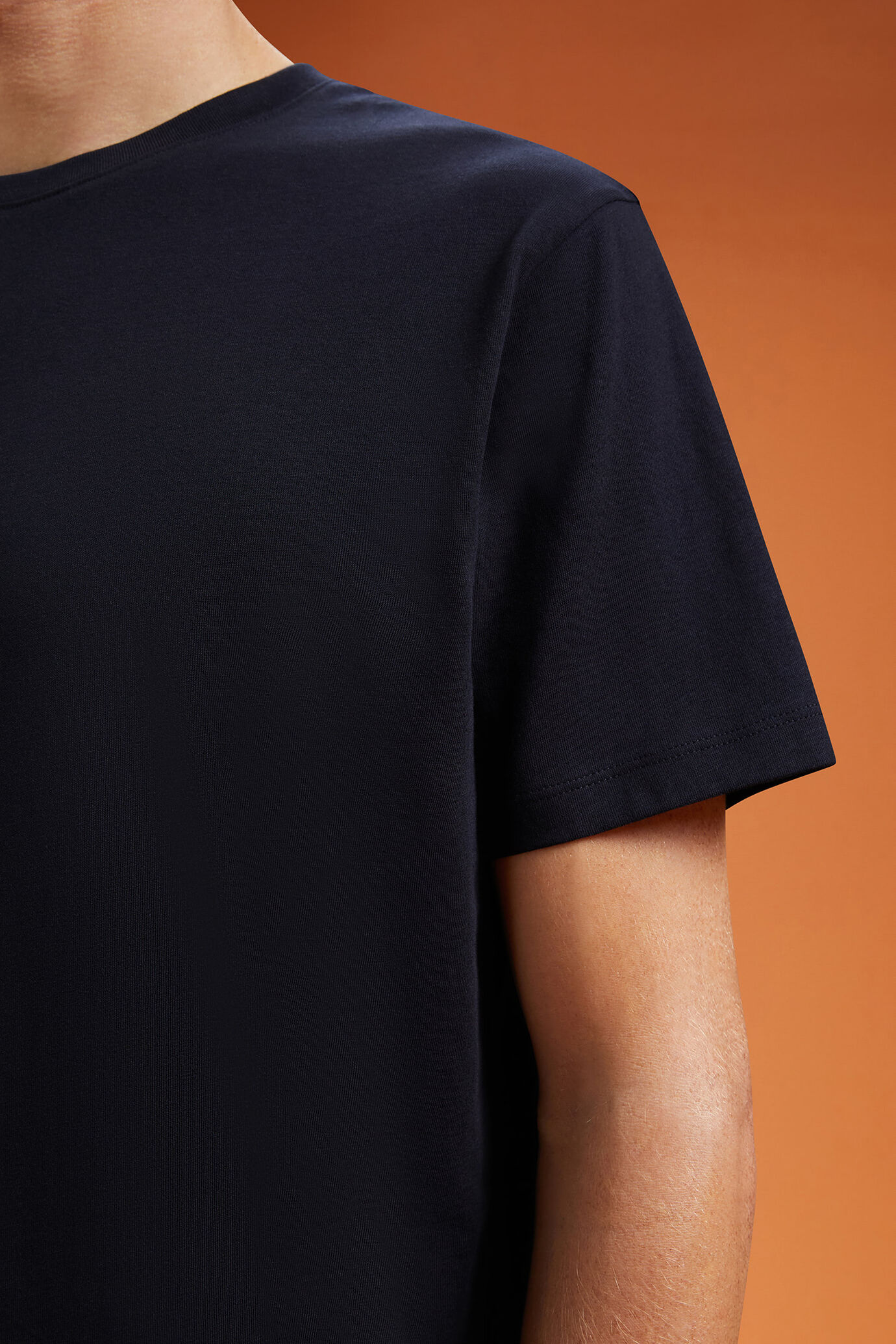 T-Shirt uomo girocollo 100% cotone con maniche corte regular fit image number 3